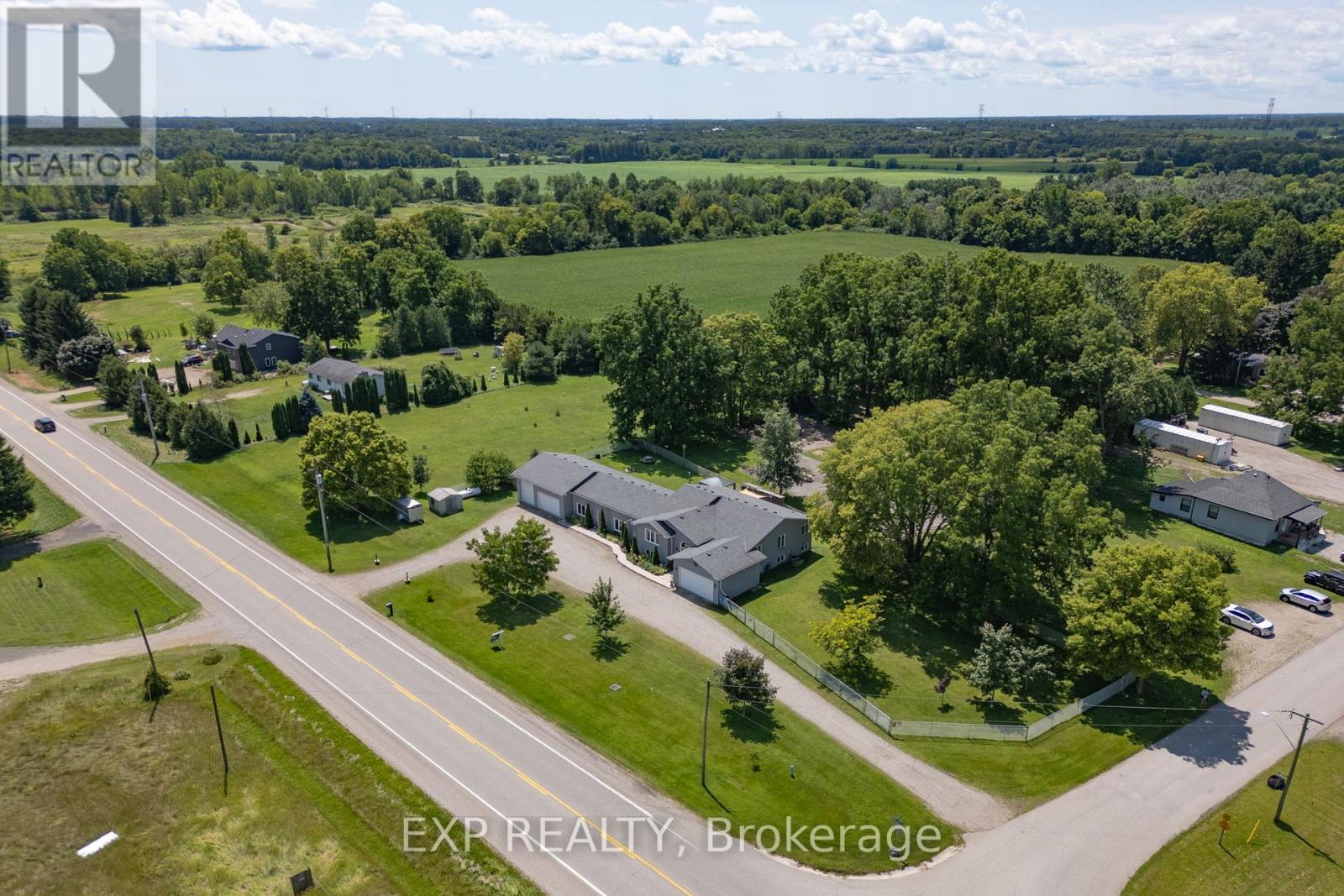 20437 Melbourne Road, Southwest Middlesex, Ontario  N0L 1T0 - Photo 38 - X12038162