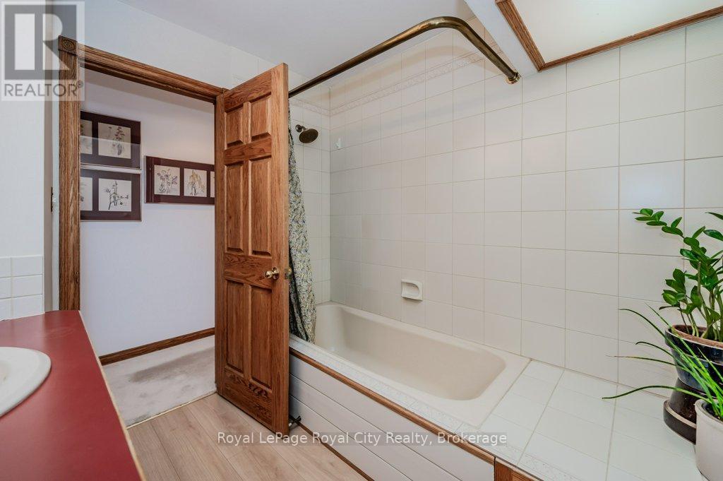 6992 Concession 4, Puslinch, Ontario  N0B 2J0 - Photo 23 - X11943453