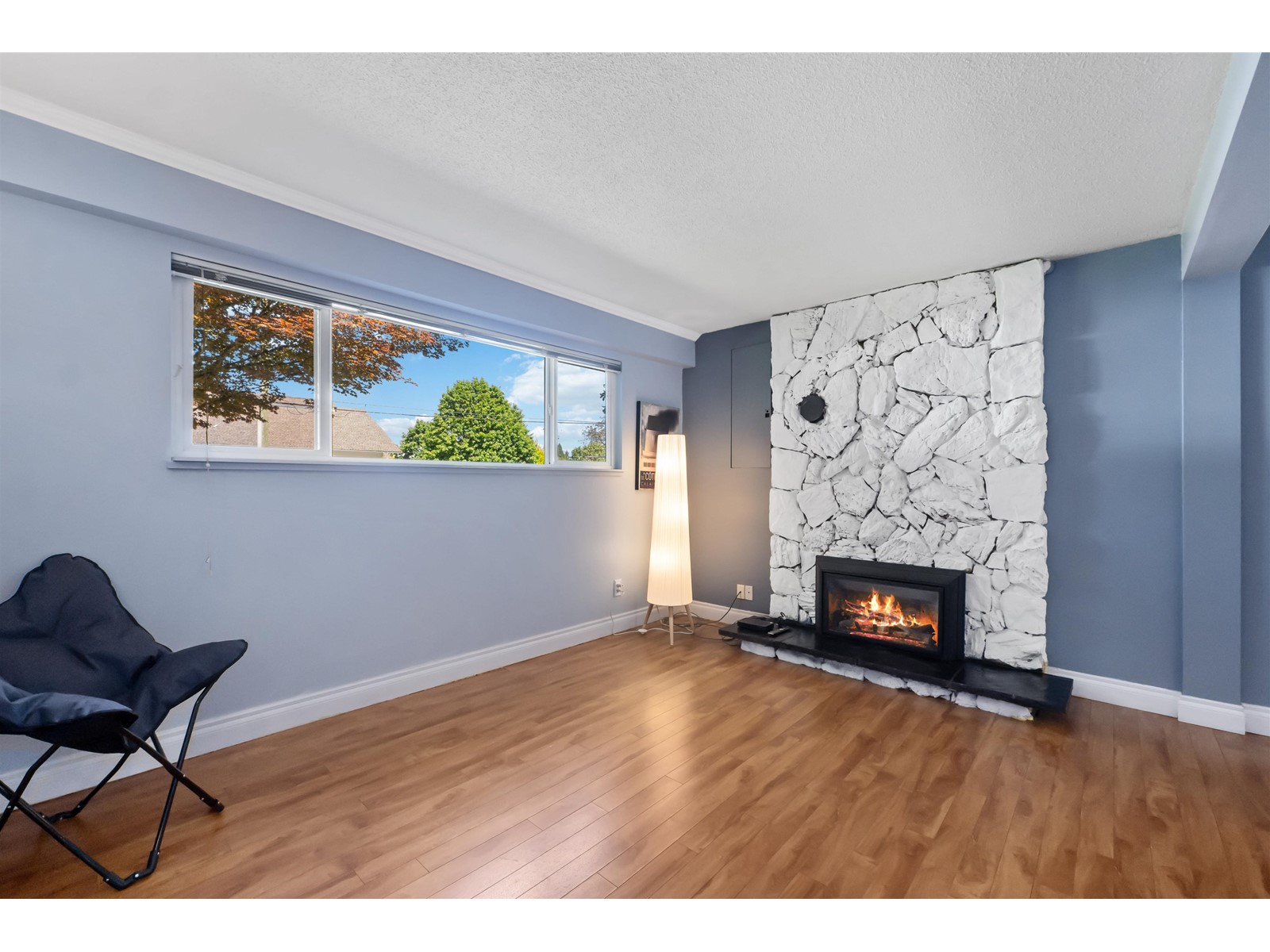 Property at 20784 48 AVENUE image 5