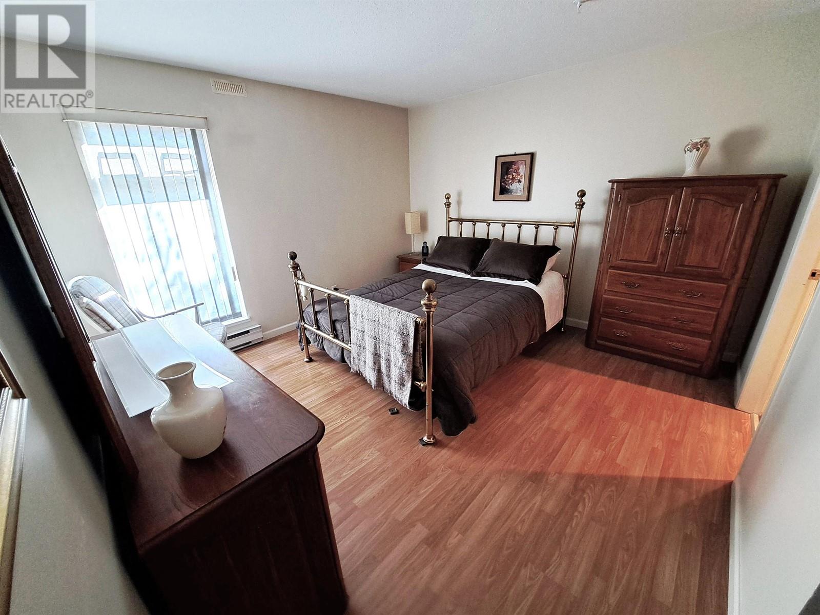 Listing Picture 11 of 23 : #207 865 W 15TH AVENUE, Vancouver / 溫哥華 - 魯藝地產 Yvonne Lu Group - MLS Medallion Club Member