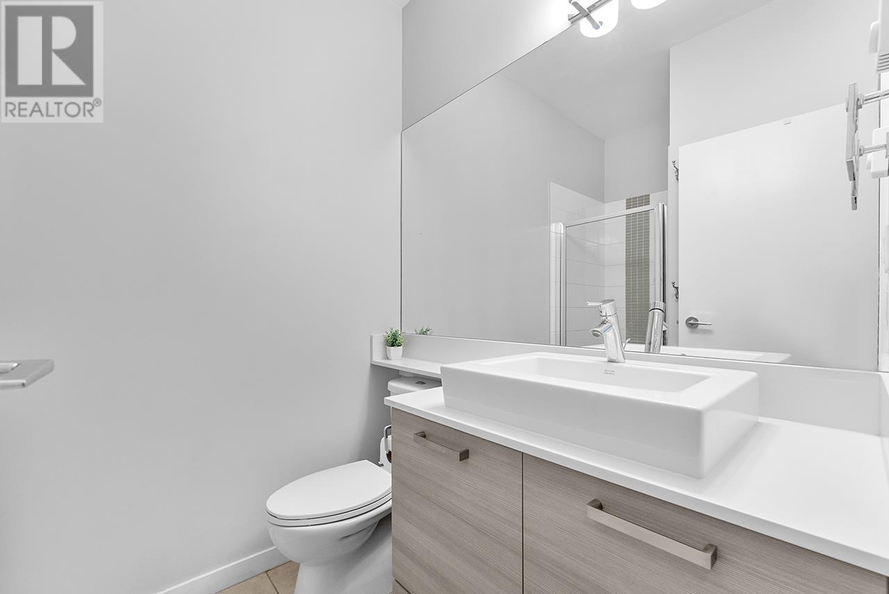 Listing Picture 16 of 26 : 10 6965 HASTINGS STREET, Burnaby / 本拿比 - 魯藝地產 Yvonne Lu Group - MLS Medallion Club Member