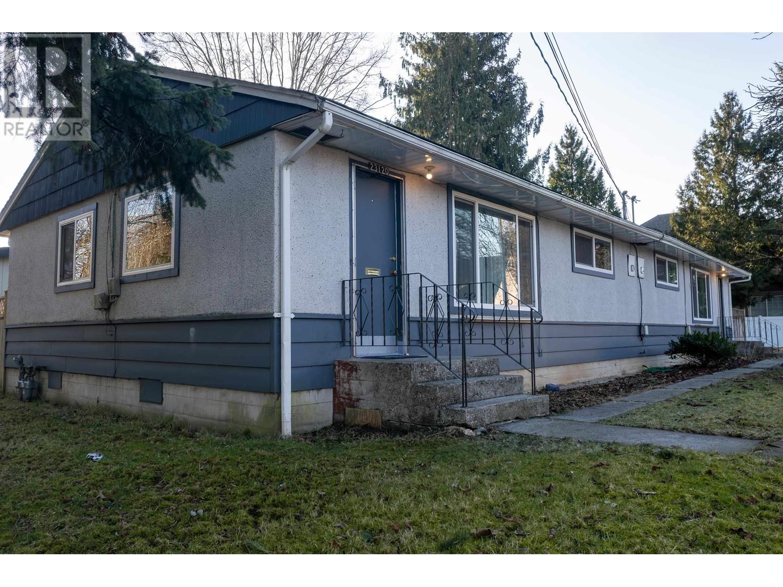 23118 Slager Avenue, Maple Ridge, British Columbia  V2X 3C6 - Photo 2 - R2962003