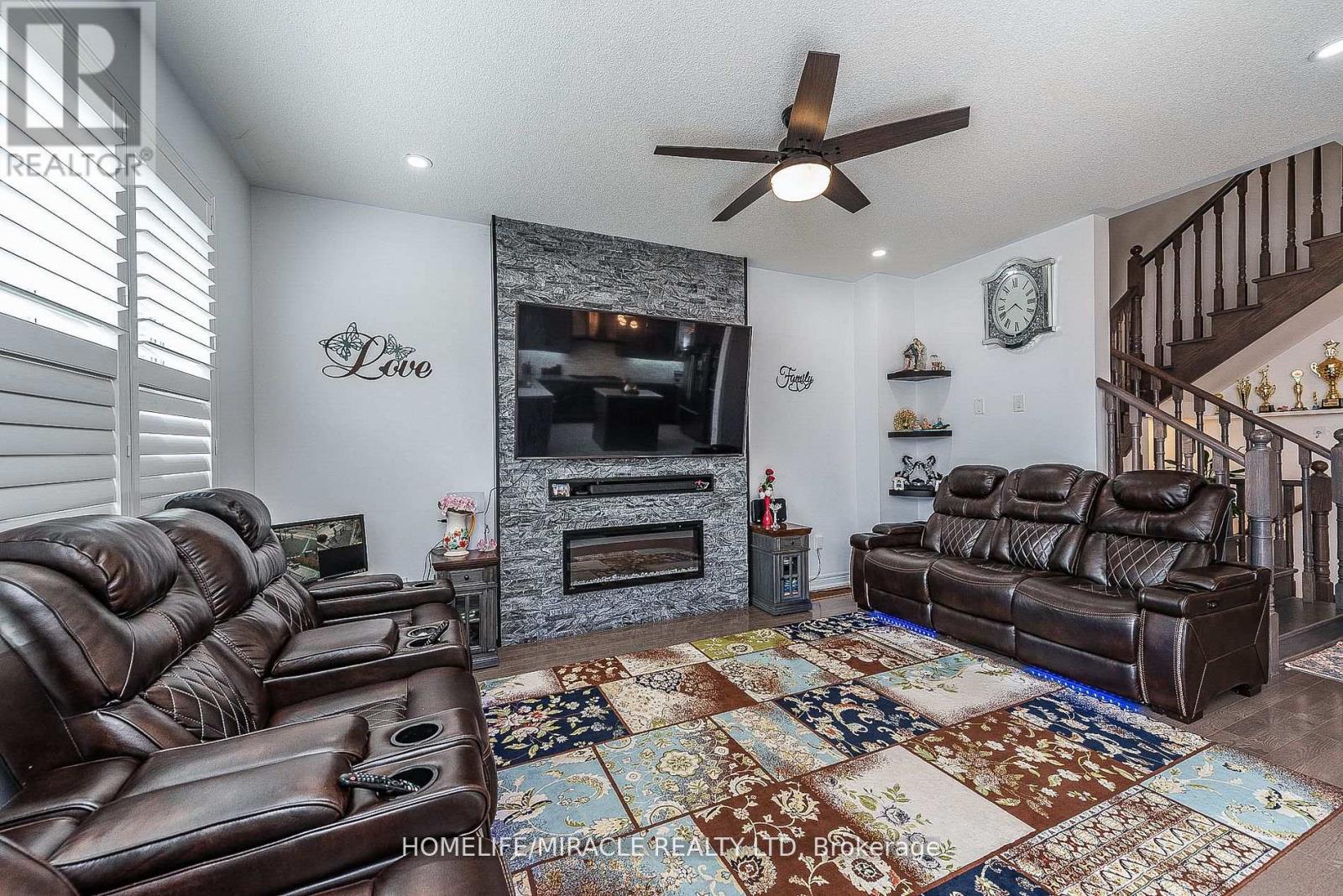 17 Bachelor Street, Brampton, Ontario  L7A 5B1 - Photo 13 - W12017998