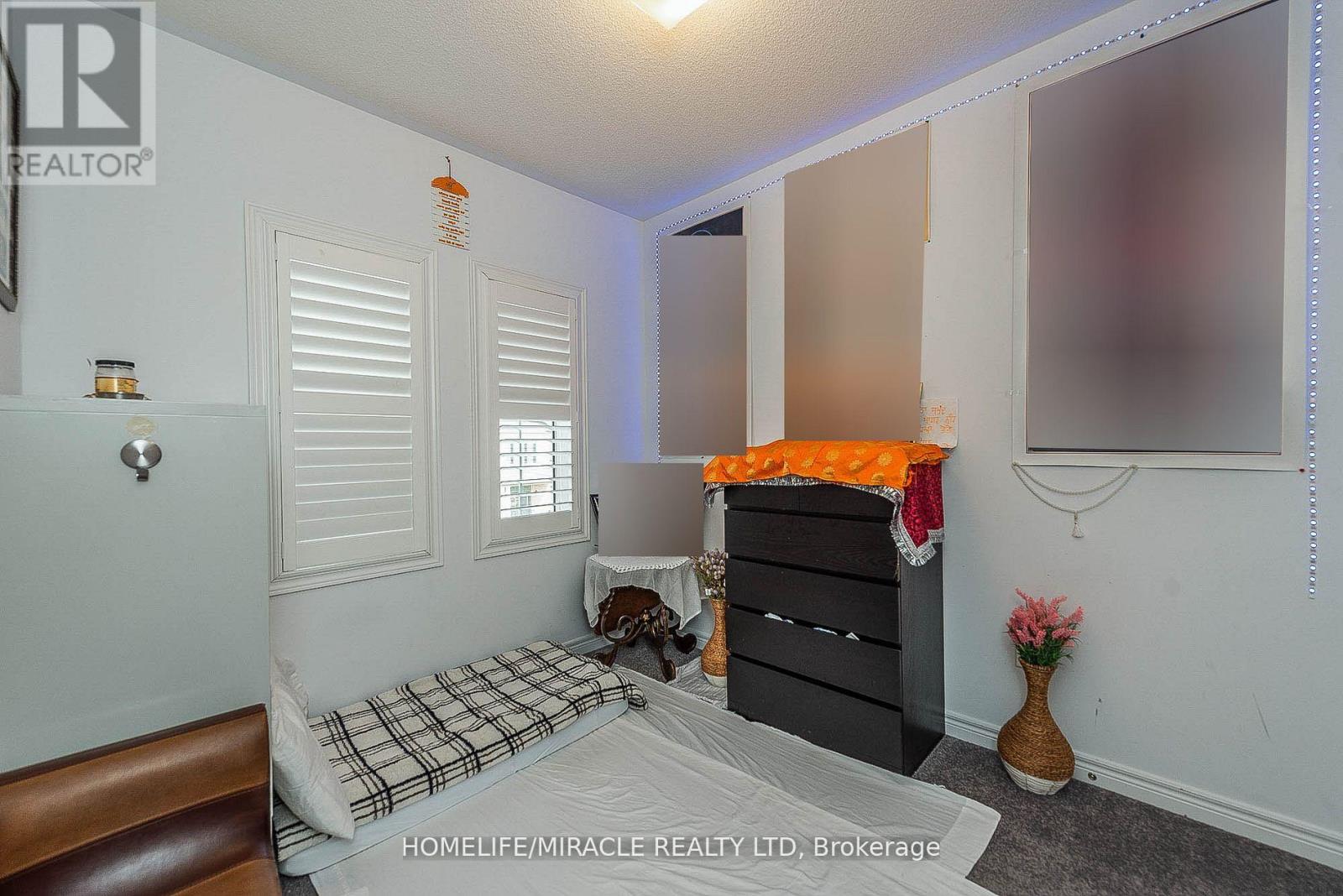 17 Bachelor Street, Brampton, Ontario  L7A 5B1 - Photo 30 - W12017998