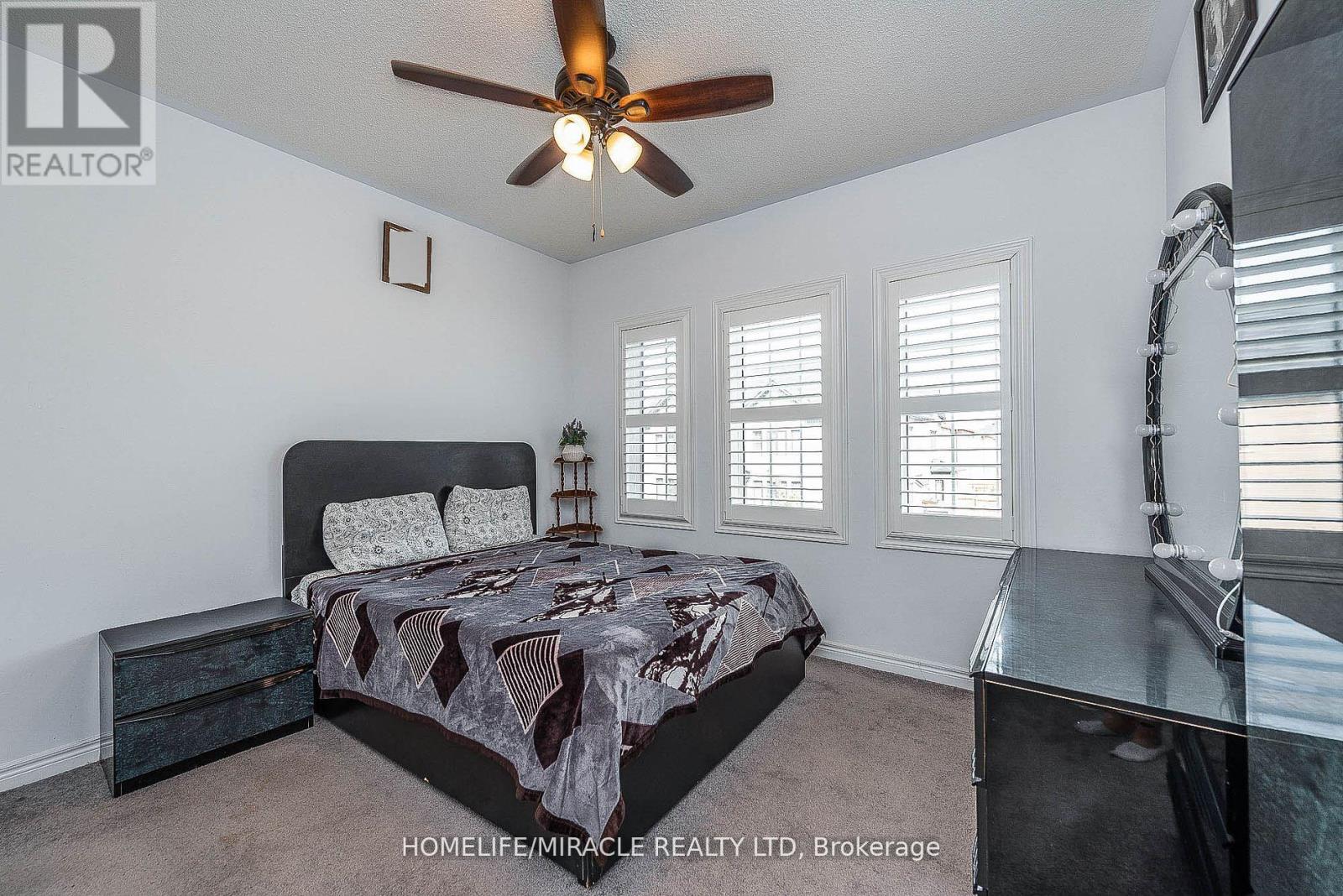 17 Bachelor Street, Brampton, Ontario  L7A 5B1 - Photo 31 - W12017998