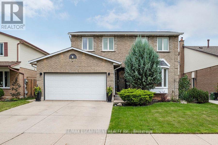 Property at 9 BING CRESCENT image 5