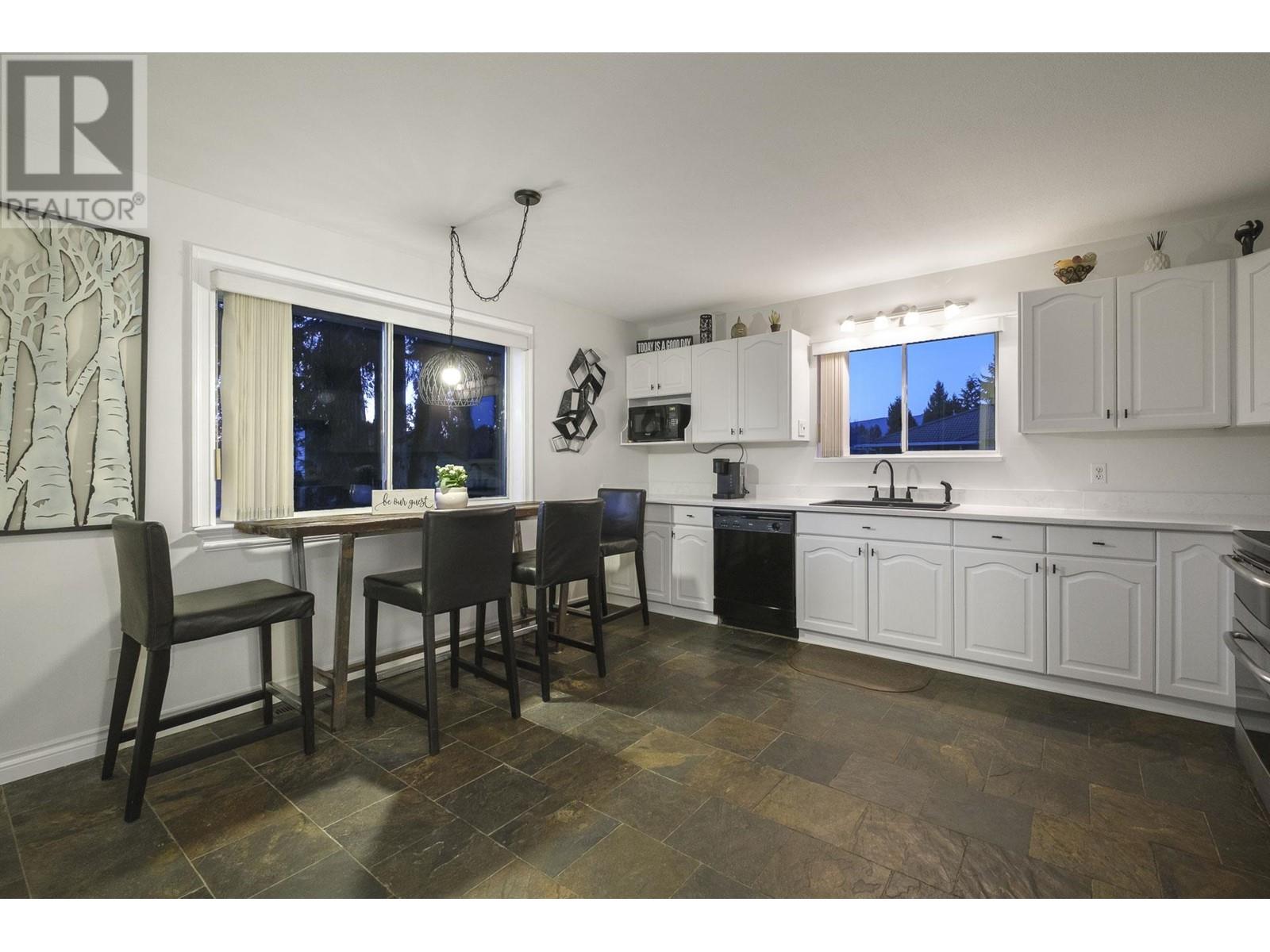 12229 194a Street, Pitt Meadows, British Columbia  V2Y 2M9 - Photo 12 - R2980767