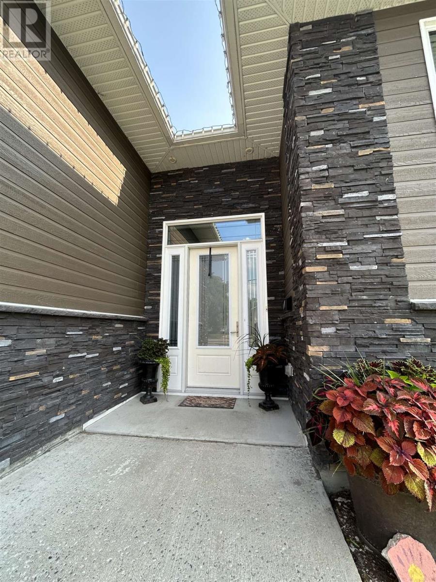 641 Second St, Fort Frances, Ontario  P9A 1N6 - Photo 4 - TB242831