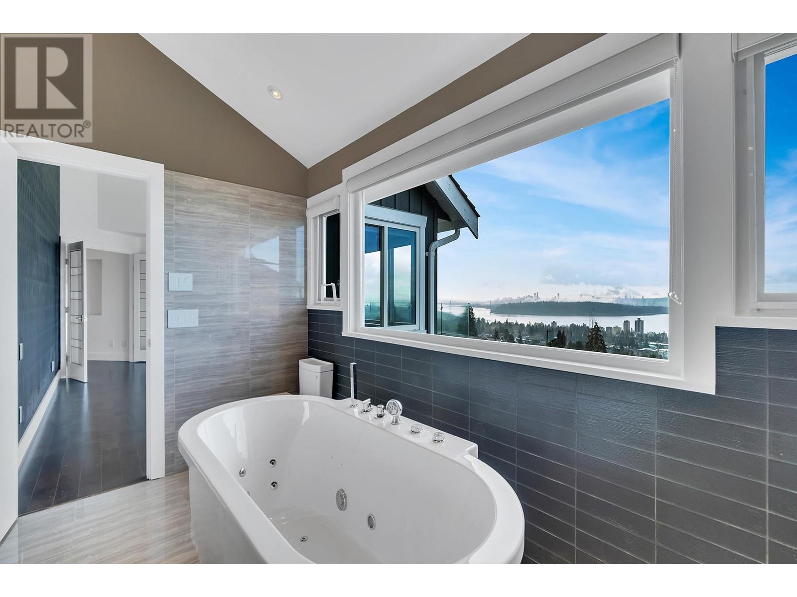 2278 Orchard Lane, West Vancouver, British Columbia  V7V 4X6 - Photo 28 - R2981108