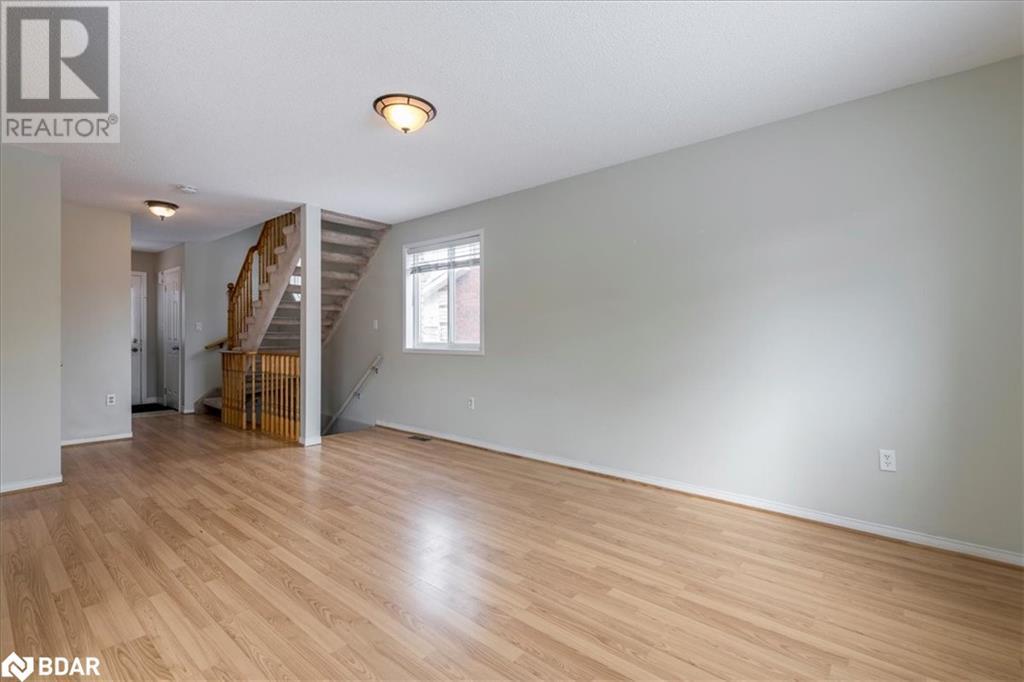 17 Timothy Lane, Barrie, Ontario  L4N 9Z6 - Photo 3 - 40703811