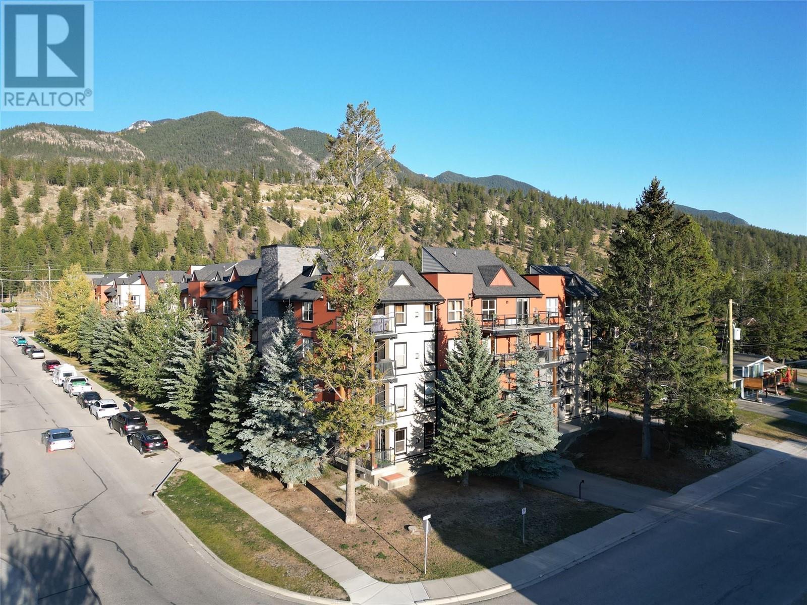 Property at 4884 Stanley Street Unit# 210 image 3