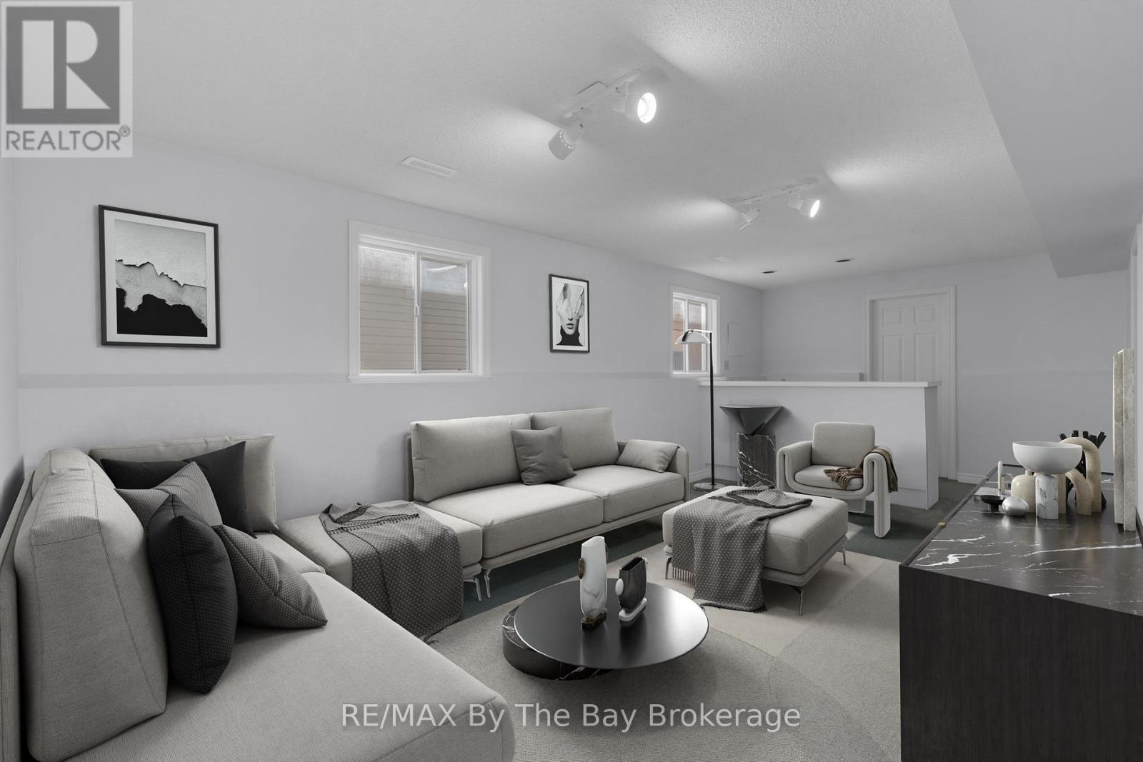 60 Dyer Drive, Wasaga Beach, Ontario  L9Z 1E2 - Photo 20 - S12038247