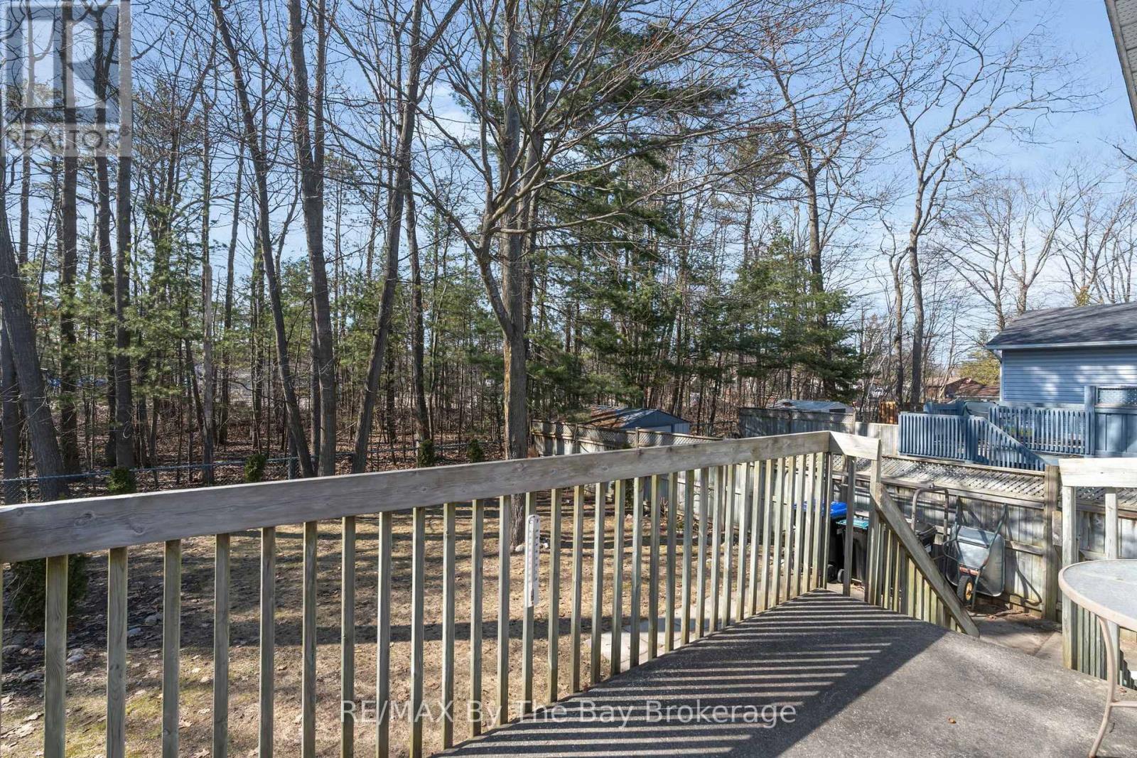 60 Dyer Drive, Wasaga Beach, Ontario  L9Z 1E2 - Photo 32 - S12038247
