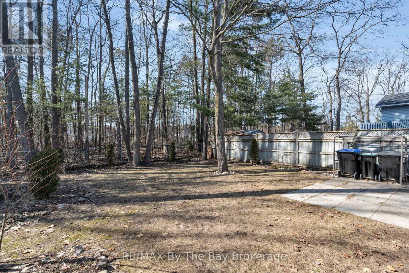 60 Dyer Drive, Wasaga Beach, Ontario  L9Z 1E2 - Photo 34 - S12038247