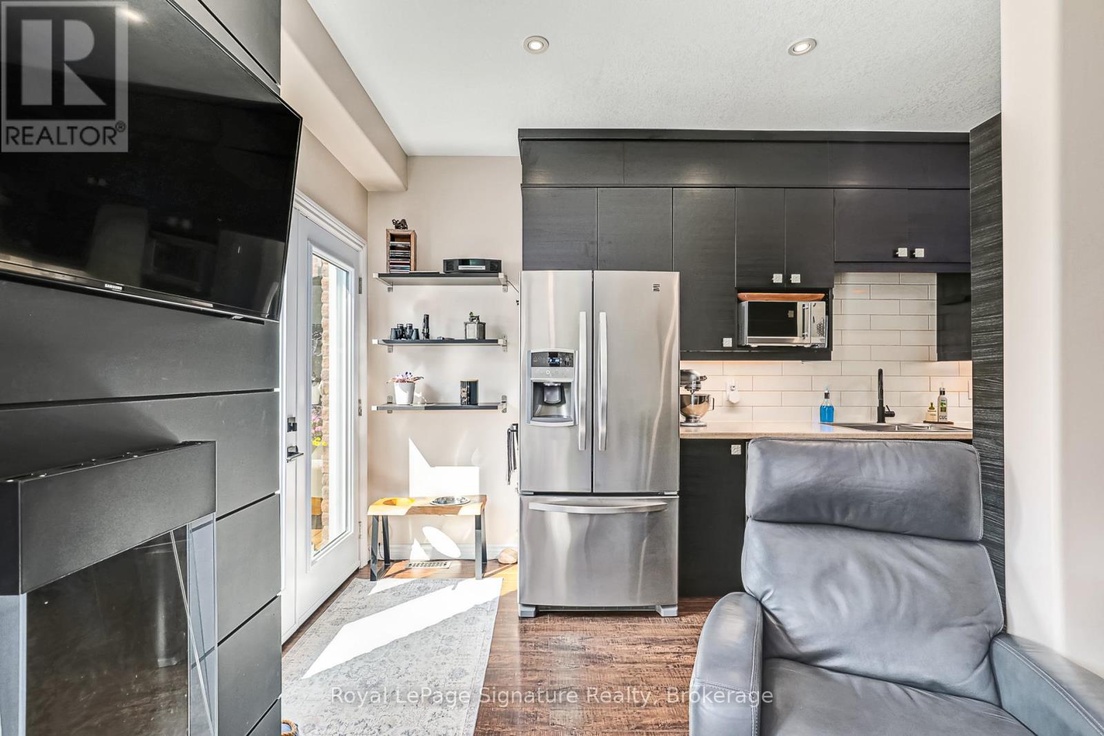 14 Thomas Drive, Collingwood, Ontario  L9Y 0A6 - Photo 13 - S12038248