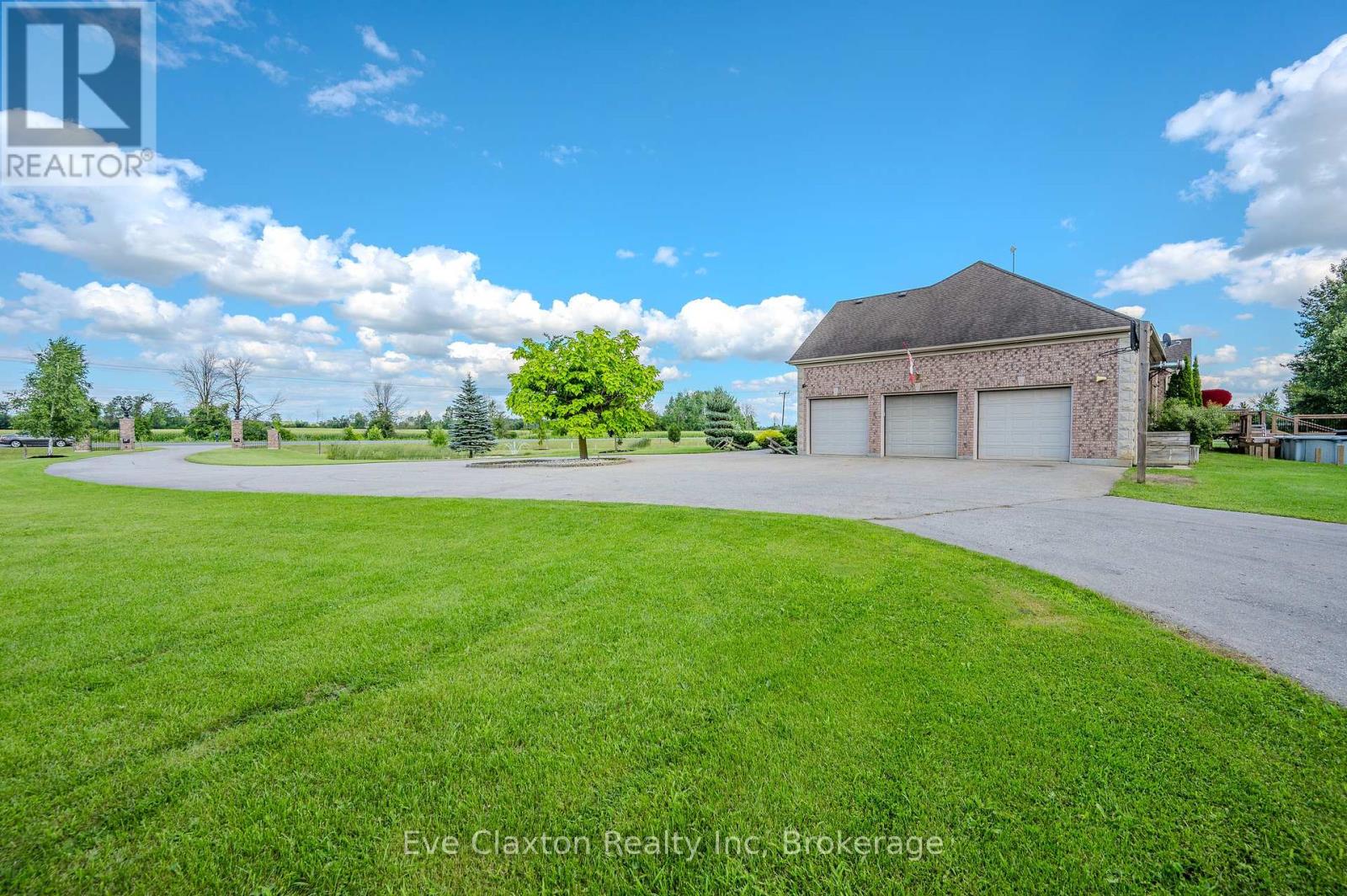 5946 86 Line, Woolwich, Ontario  N0B 2V0 - Photo 36 - X12038246