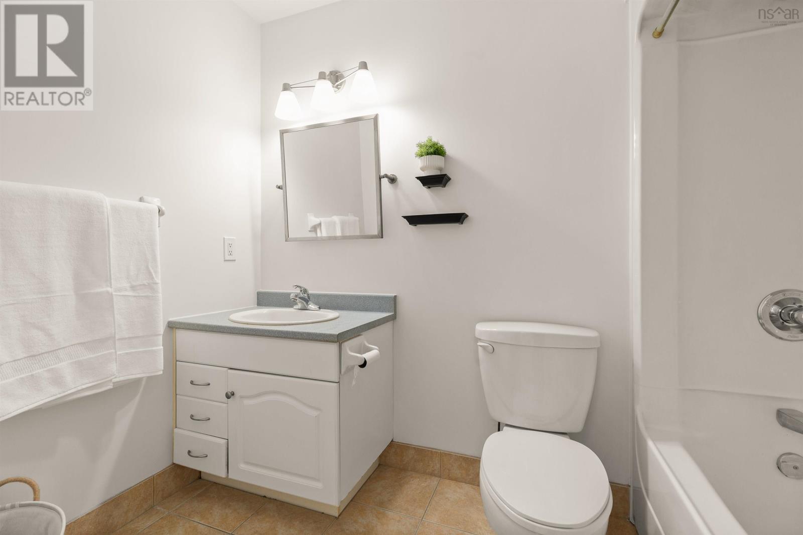 105 202 Walter Havill, Halifax, Nova Scotia  B3M 2M4 - Photo 18 - 202504158