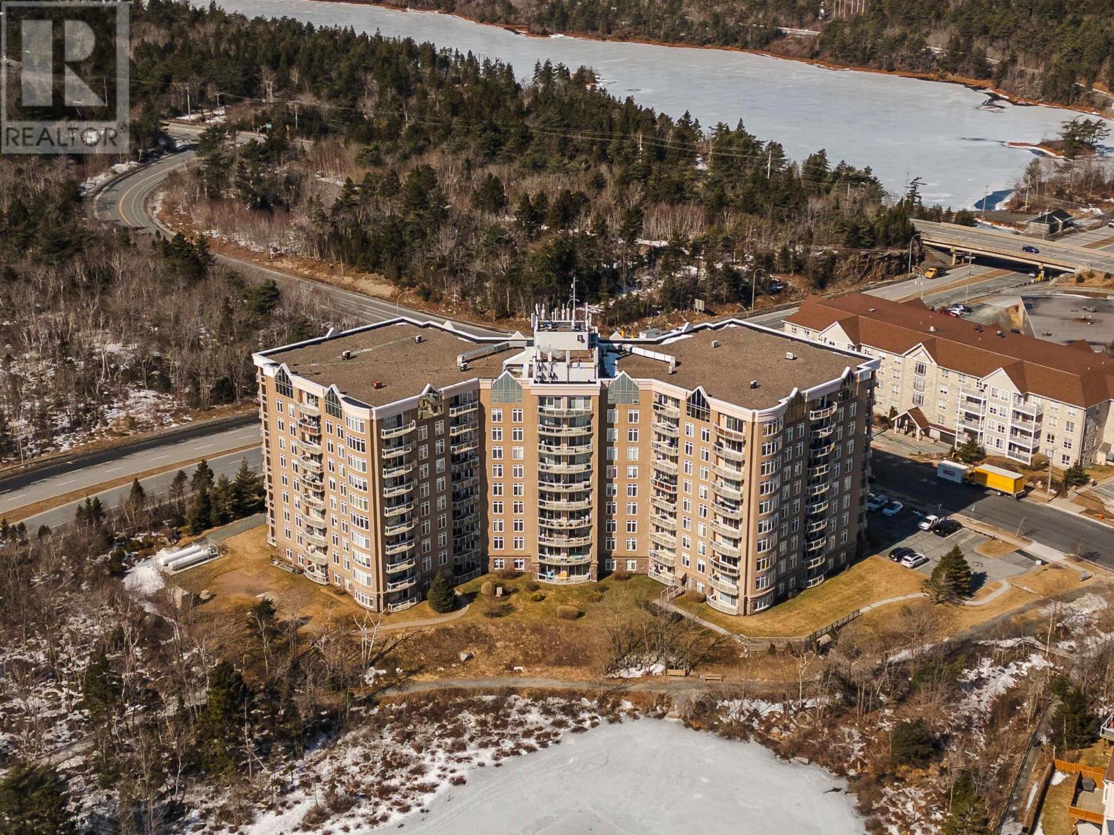 105 202 Walter Havill, Halifax, Nova Scotia  B3M 2M4 - Photo 2 - 202504158