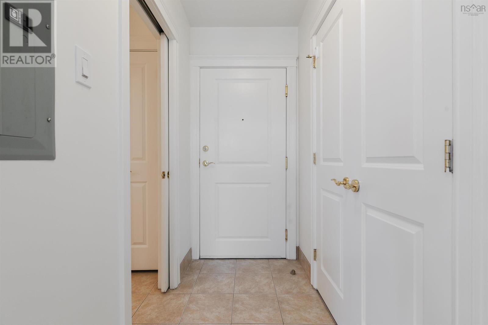 105 202 Walter Havill, Halifax, Nova Scotia  B3M 2M4 - Photo 4 - 202504158