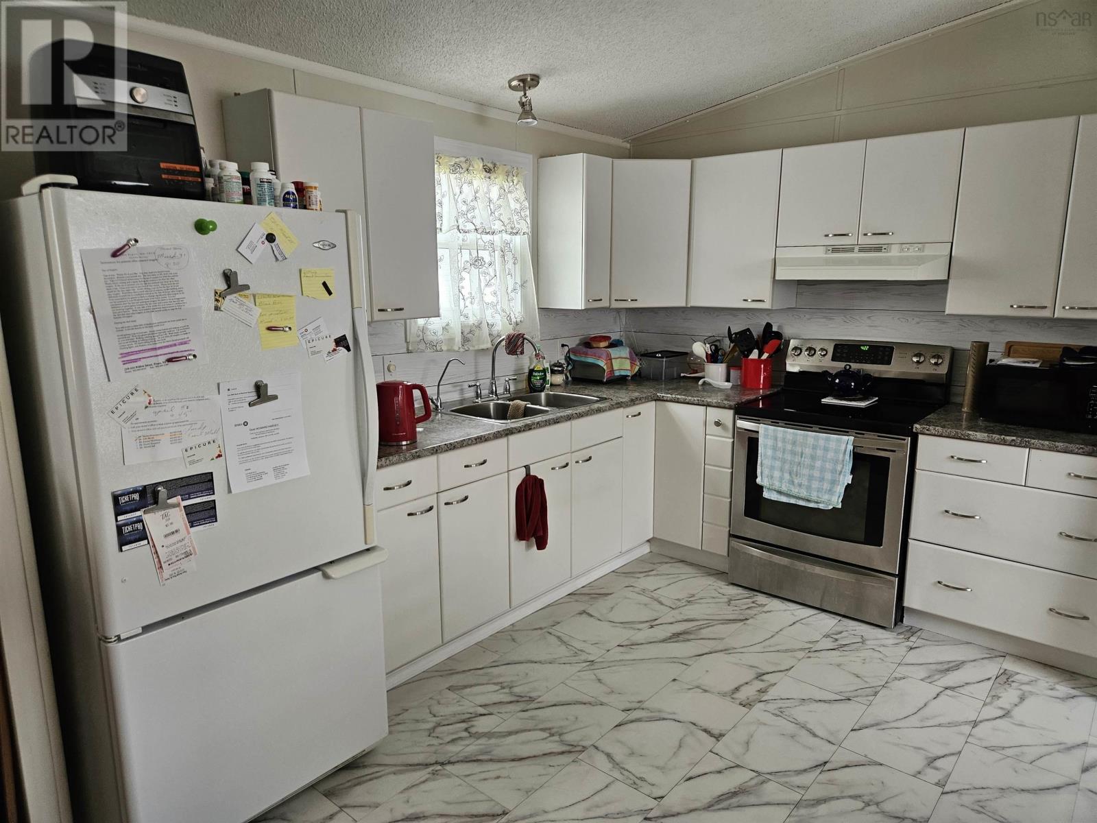 31 Bridgeview Drive, Murray Siding, Nova Scotia  B6L 3B4 - Photo 3 - 202505657