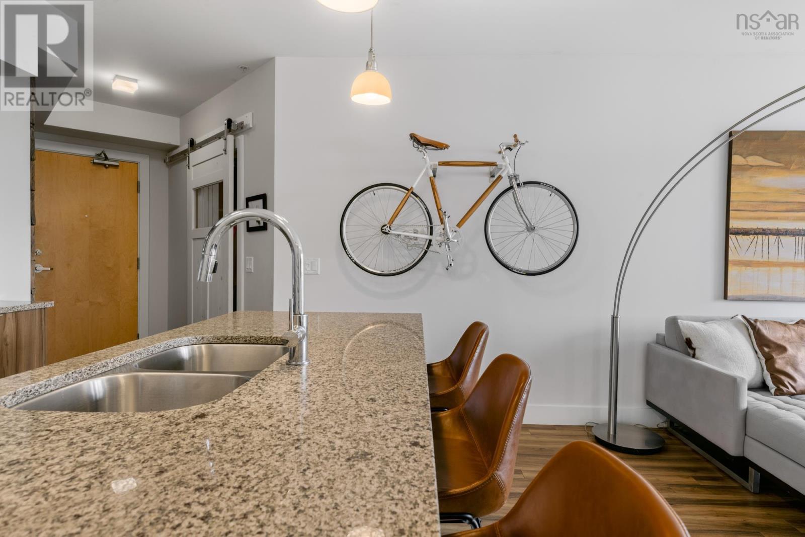 403 5677 Harris Street, Halifax, Nova Scotia  B3K 0G4 - Photo 9 - 202505659