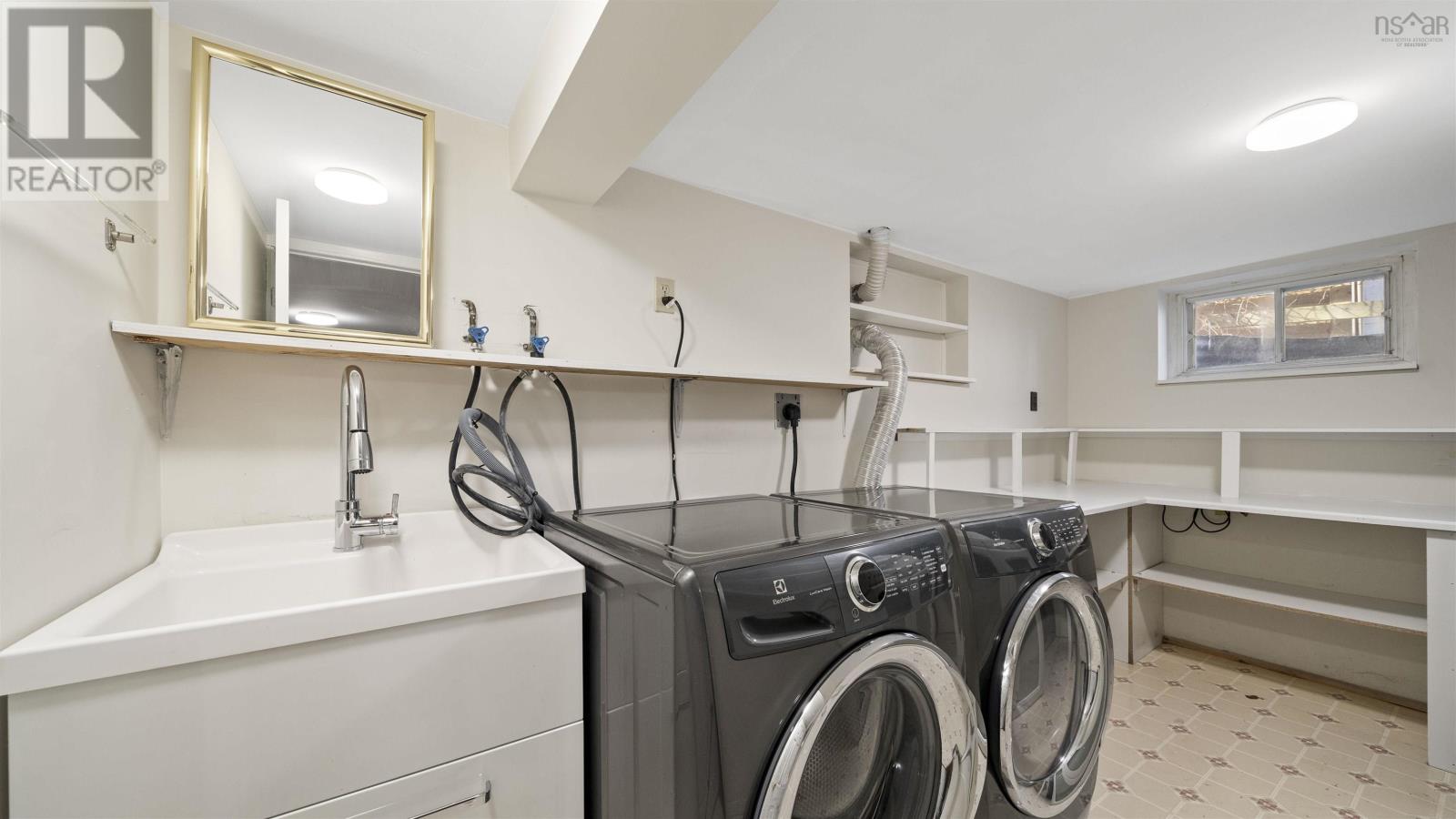 5826 Pine Hill Drive, Halifax, Nova Scotia  B3H 1E5 - Photo 39 - 202505662