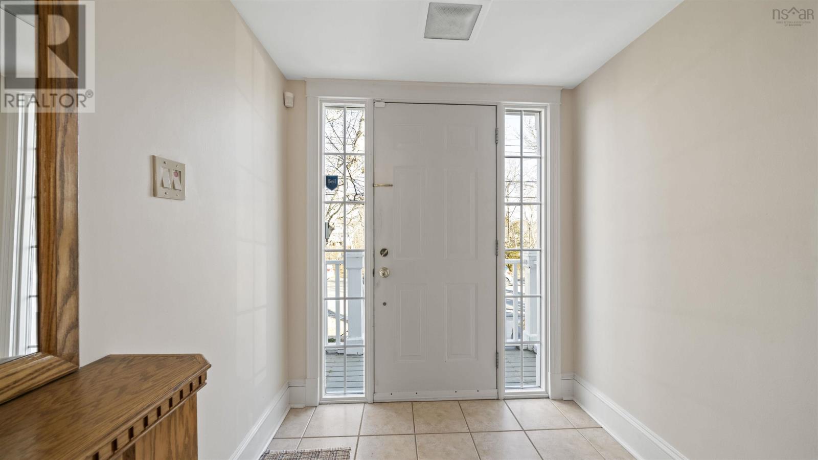 5826 Pine Hill Drive, Halifax, Nova Scotia  B3H 1E5 - Photo 4 - 202505662