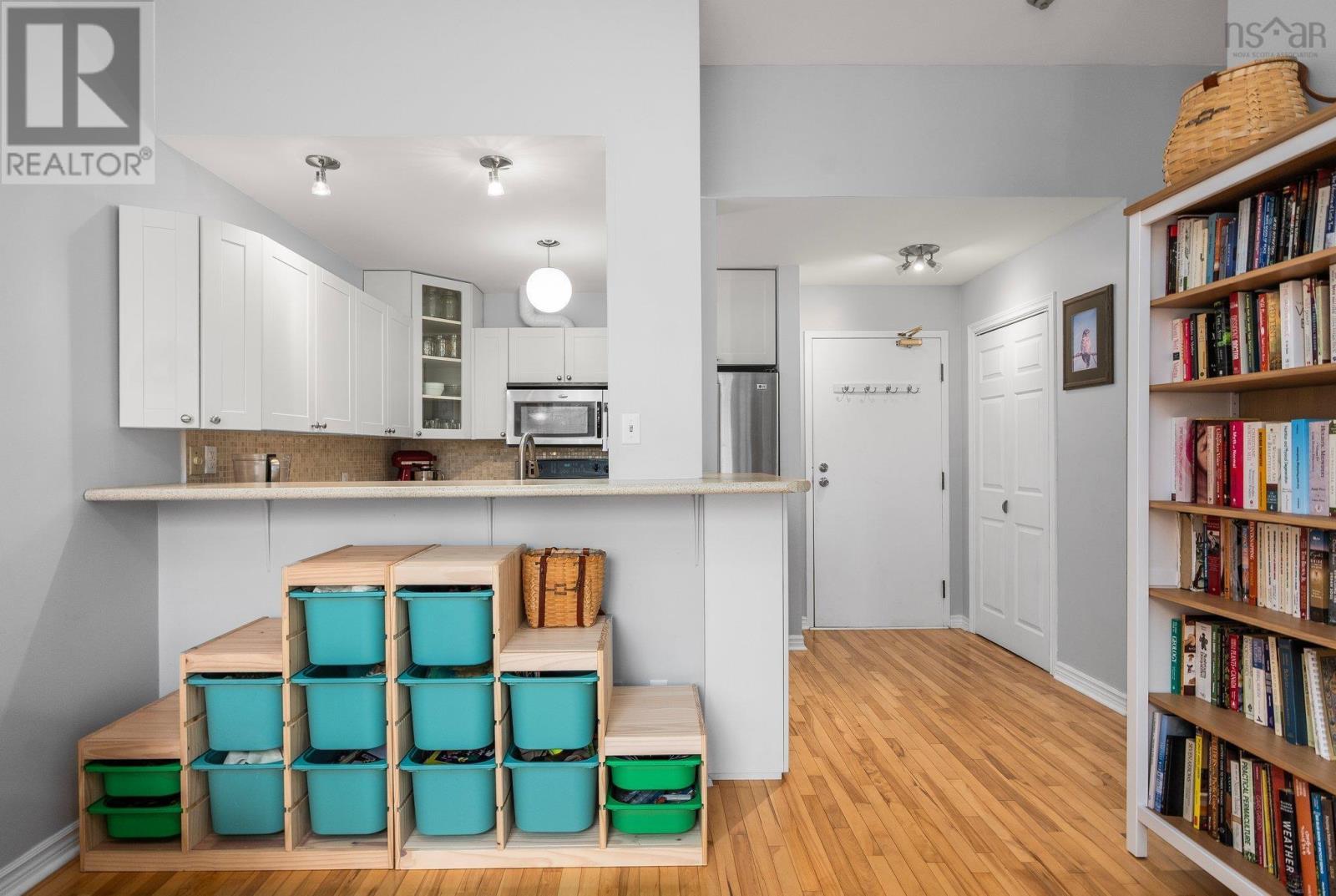 204 215 King Street, Bridgewater, Nova Scotia  B4V 1A6 - Photo 14 - 202505676