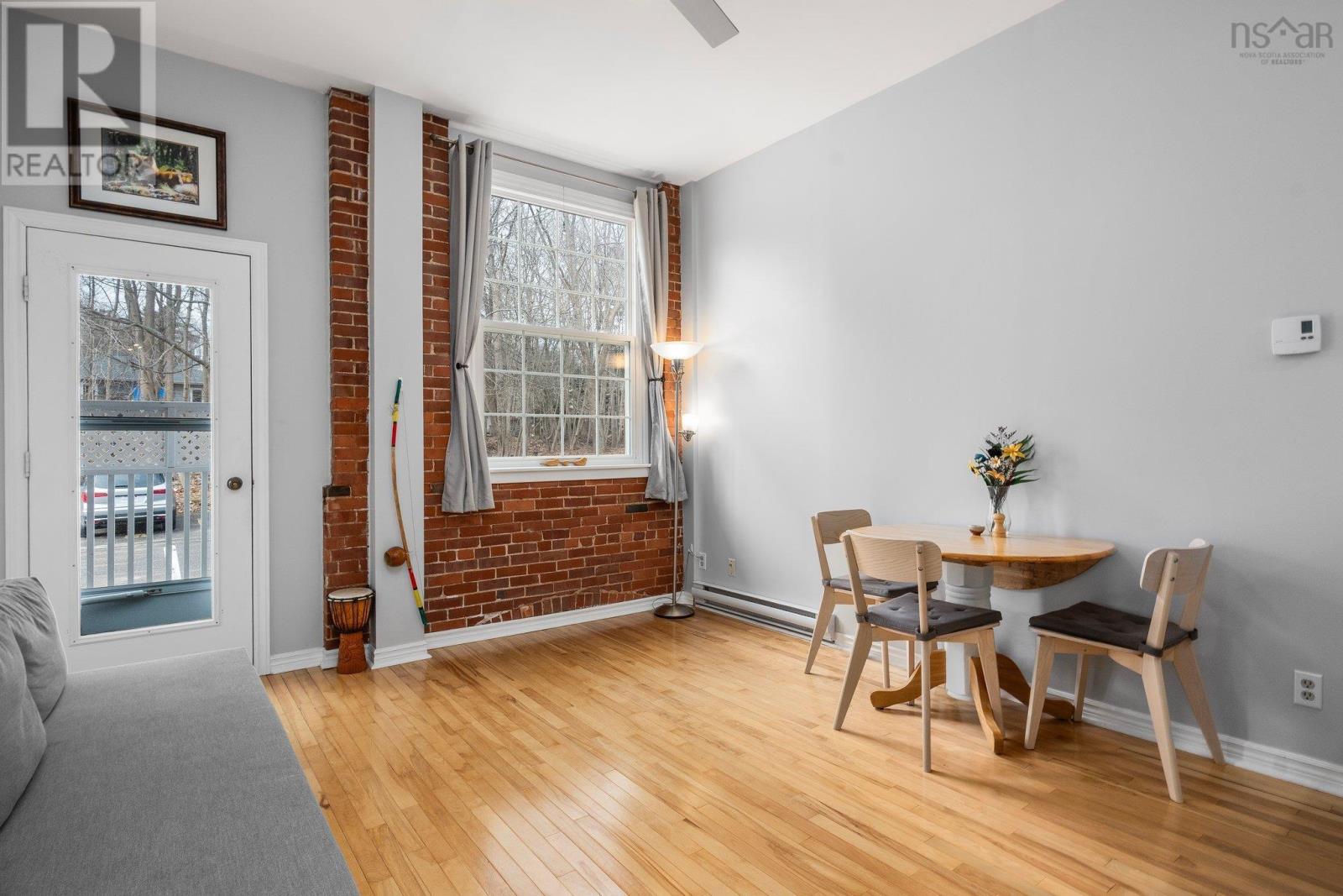 204 215 King Street, Bridgewater, Nova Scotia  B4V 1A6 - Photo 17 - 202505676