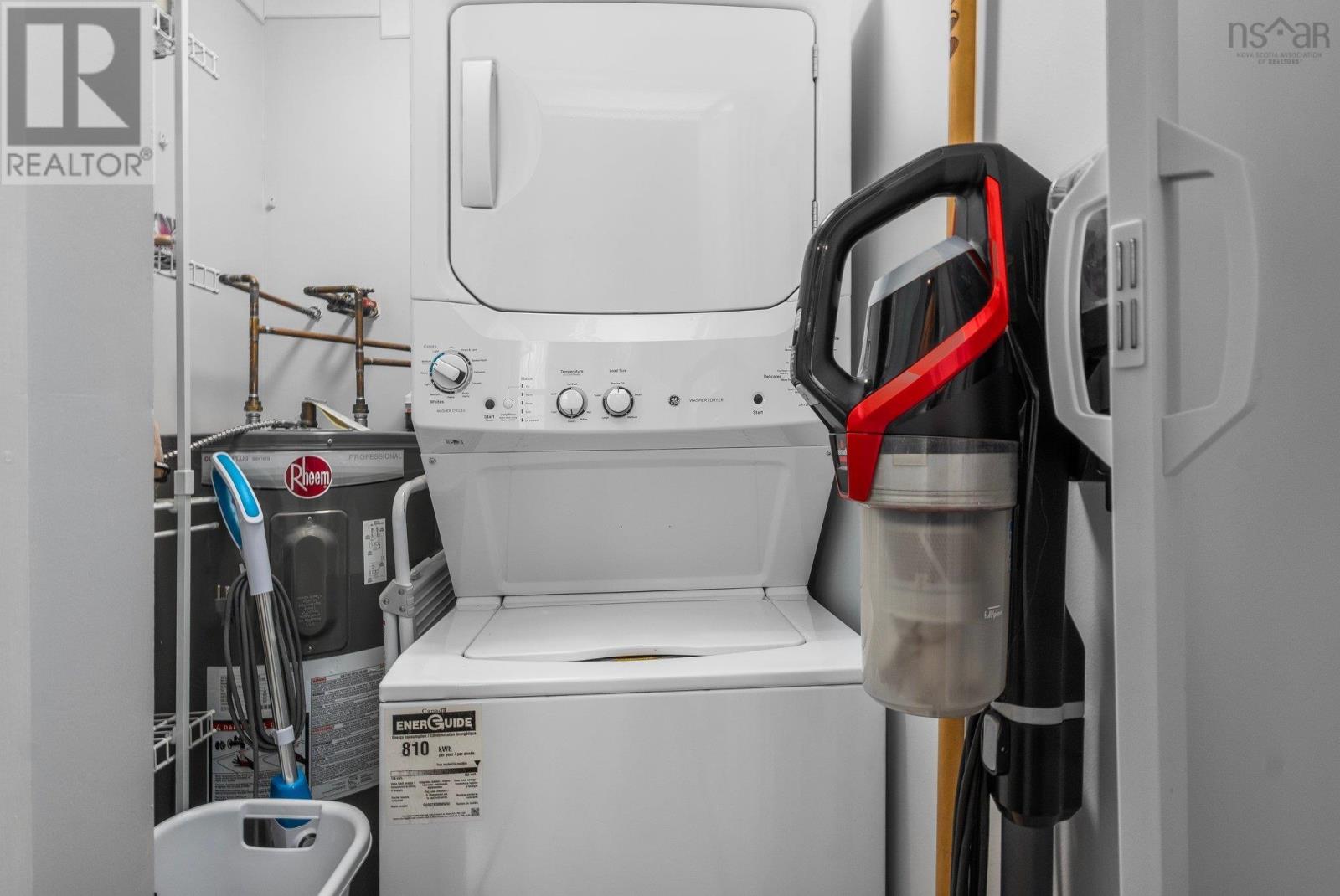 204 215 King Street, Bridgewater, Nova Scotia  B4V 1A6 - Photo 24 - 202505676