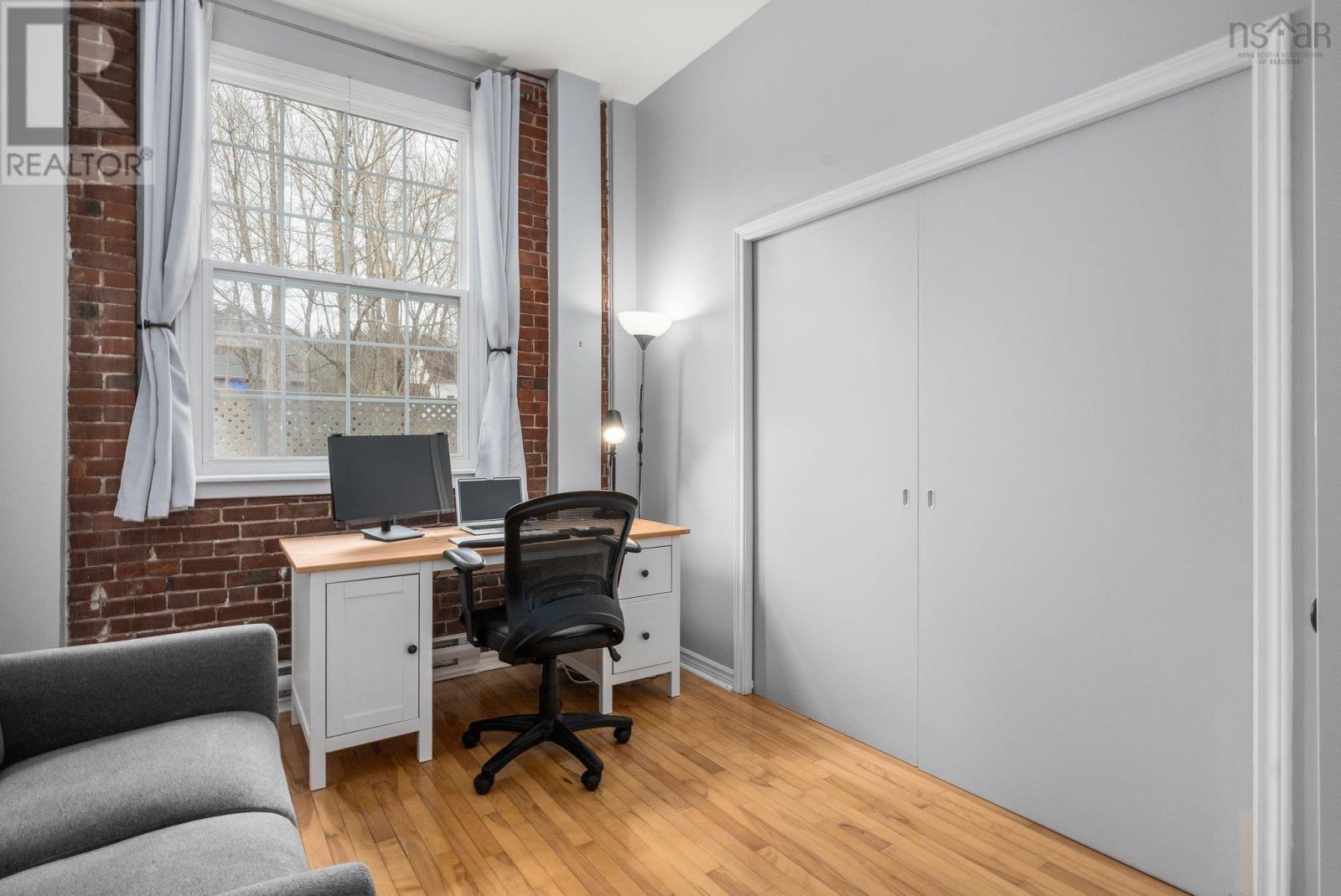 204 215 King Street, Bridgewater, Nova Scotia  B4V 1A6 - Photo 27 - 202505676