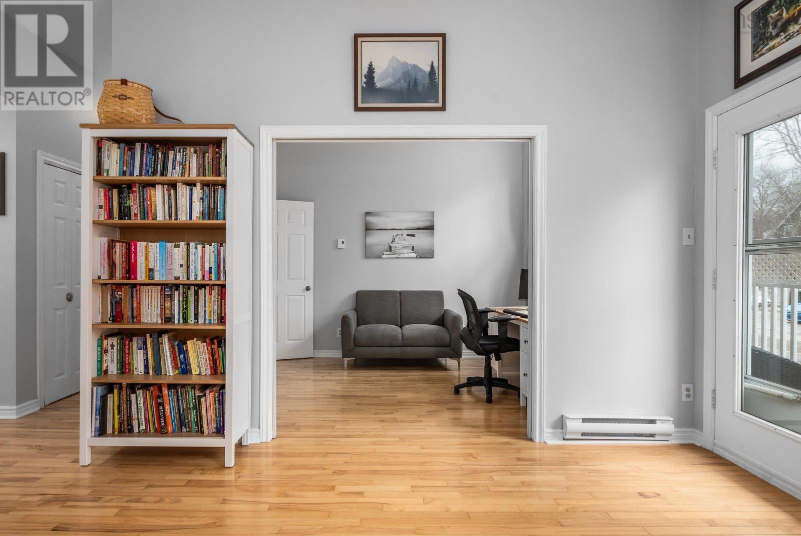 204 215 King Street, Bridgewater, Nova Scotia  B4V 1A6 - Photo 33 - 202505676