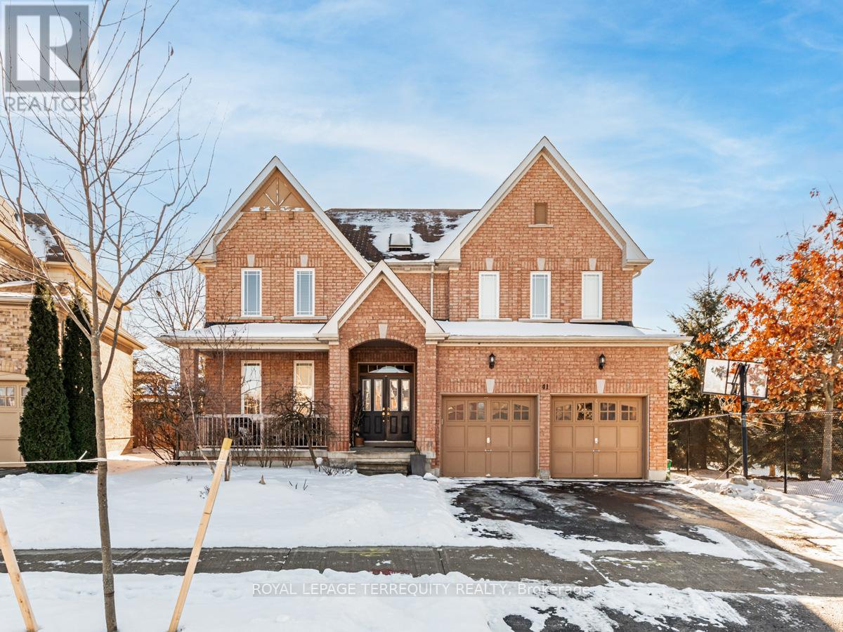 Property at 41 MACKENZIE COURT image 1