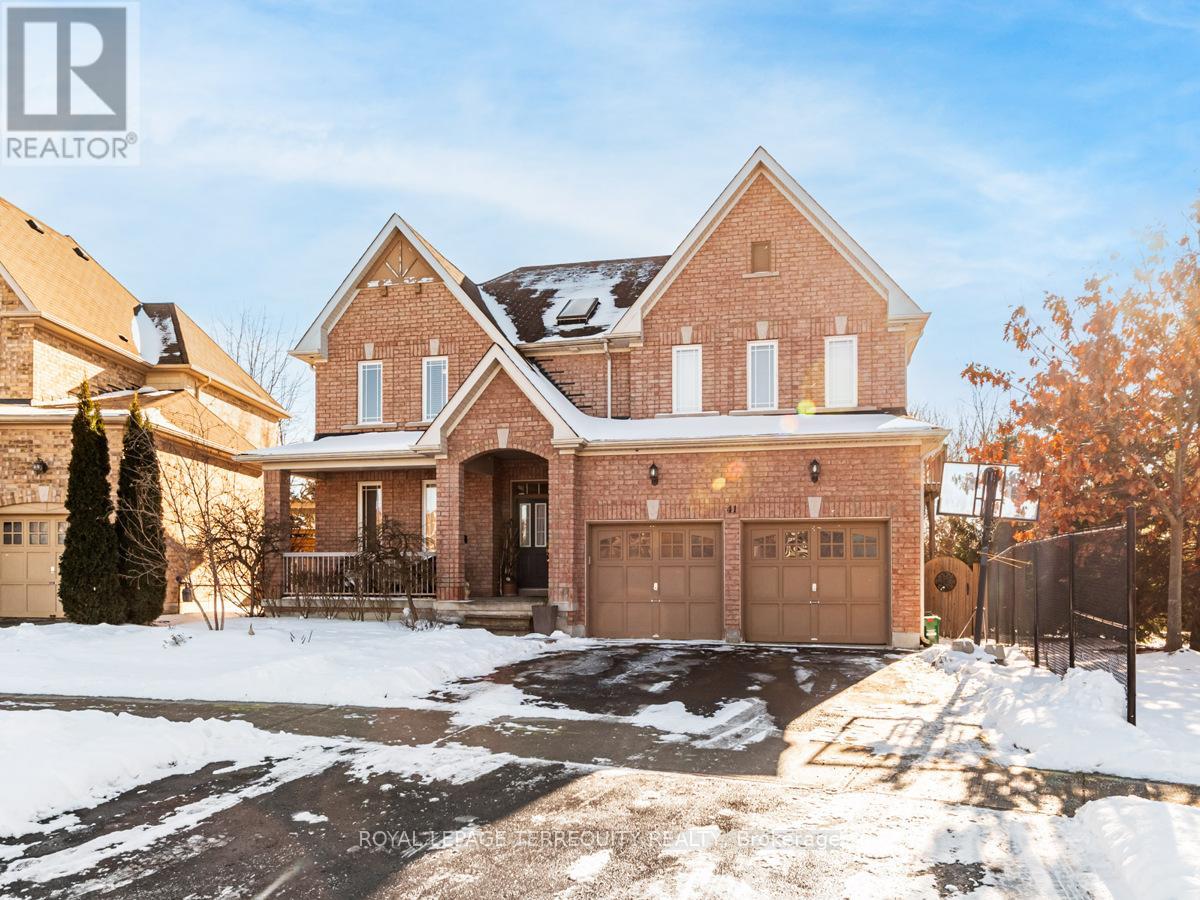 Property at 41 MACKENZIE COURT image 2