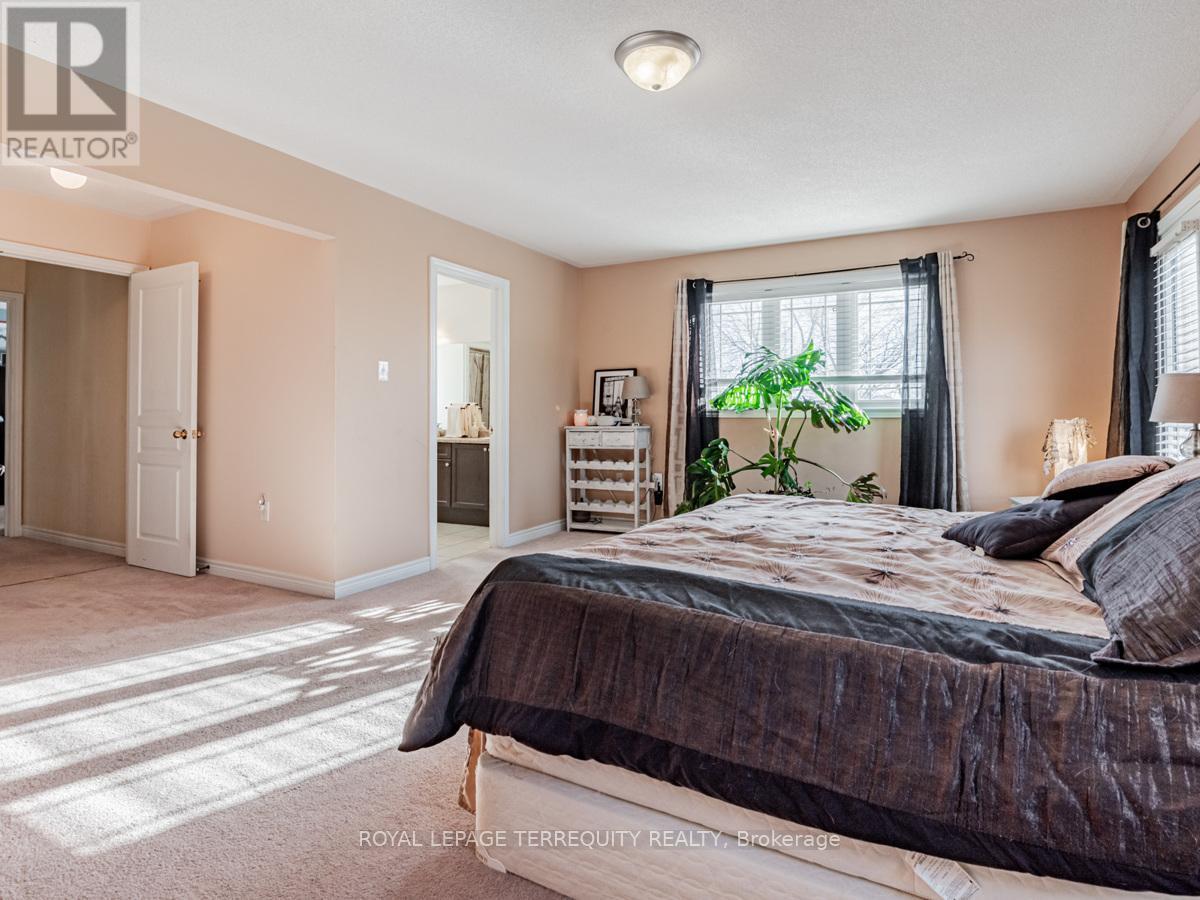 41 Mackenzie Court, Georgina, Ontario  L4P 0E1 - Photo 23 - N12038236