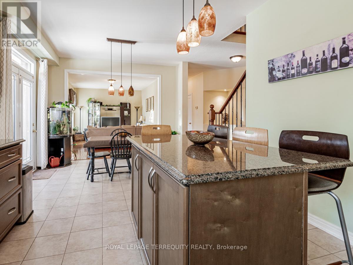 41 Mackenzie Court, Georgina, Ontario  L4P 0E1 - Photo 31 - N12038236