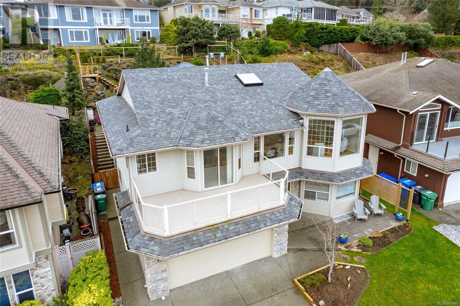 Property at 6585 Golden Eagle Way image 1