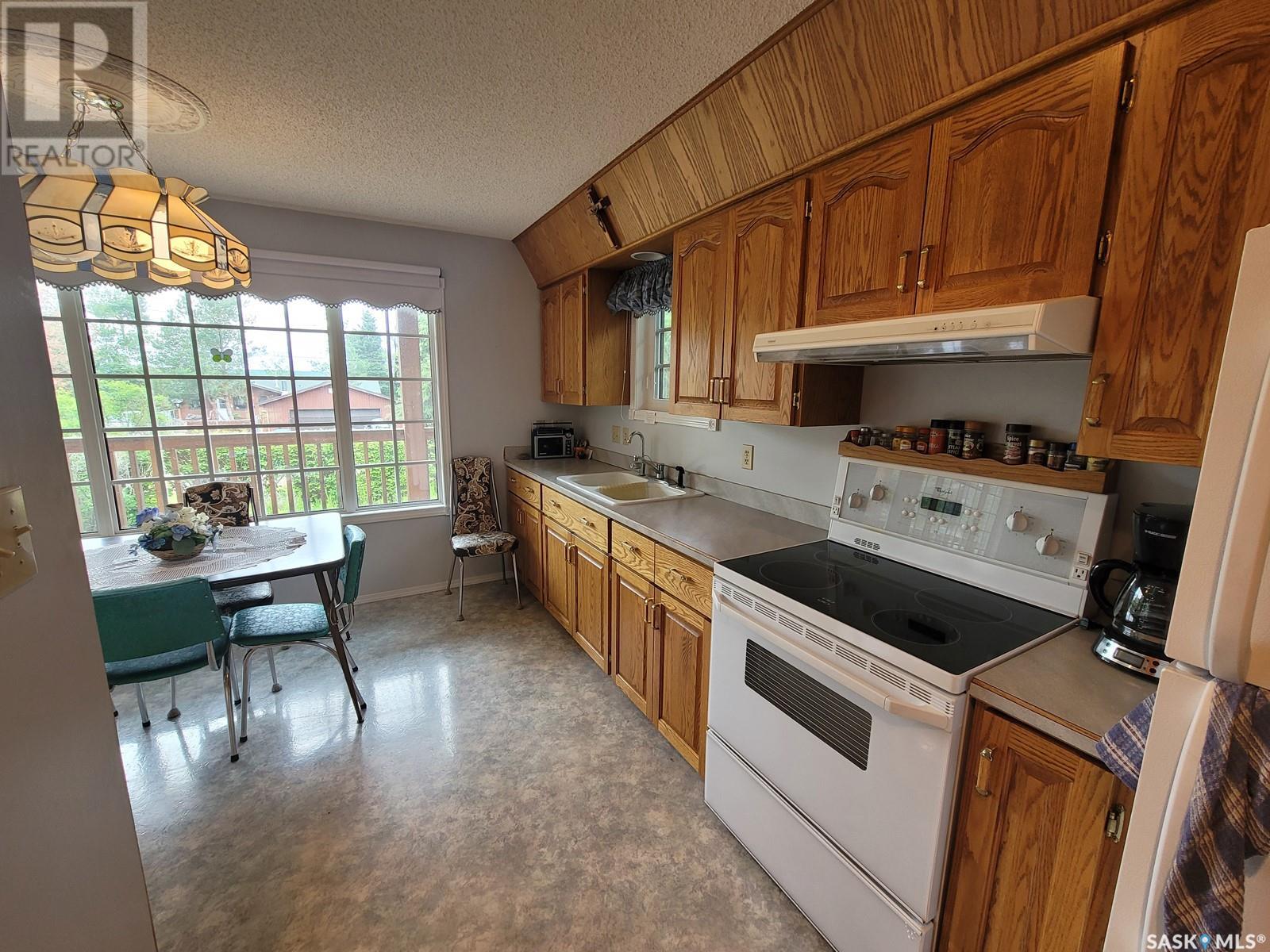 5 Christel Crescent, Beaver River Rm No. 622, Saskatchewan  S0M 1A0 - Photo 5 - SK999612