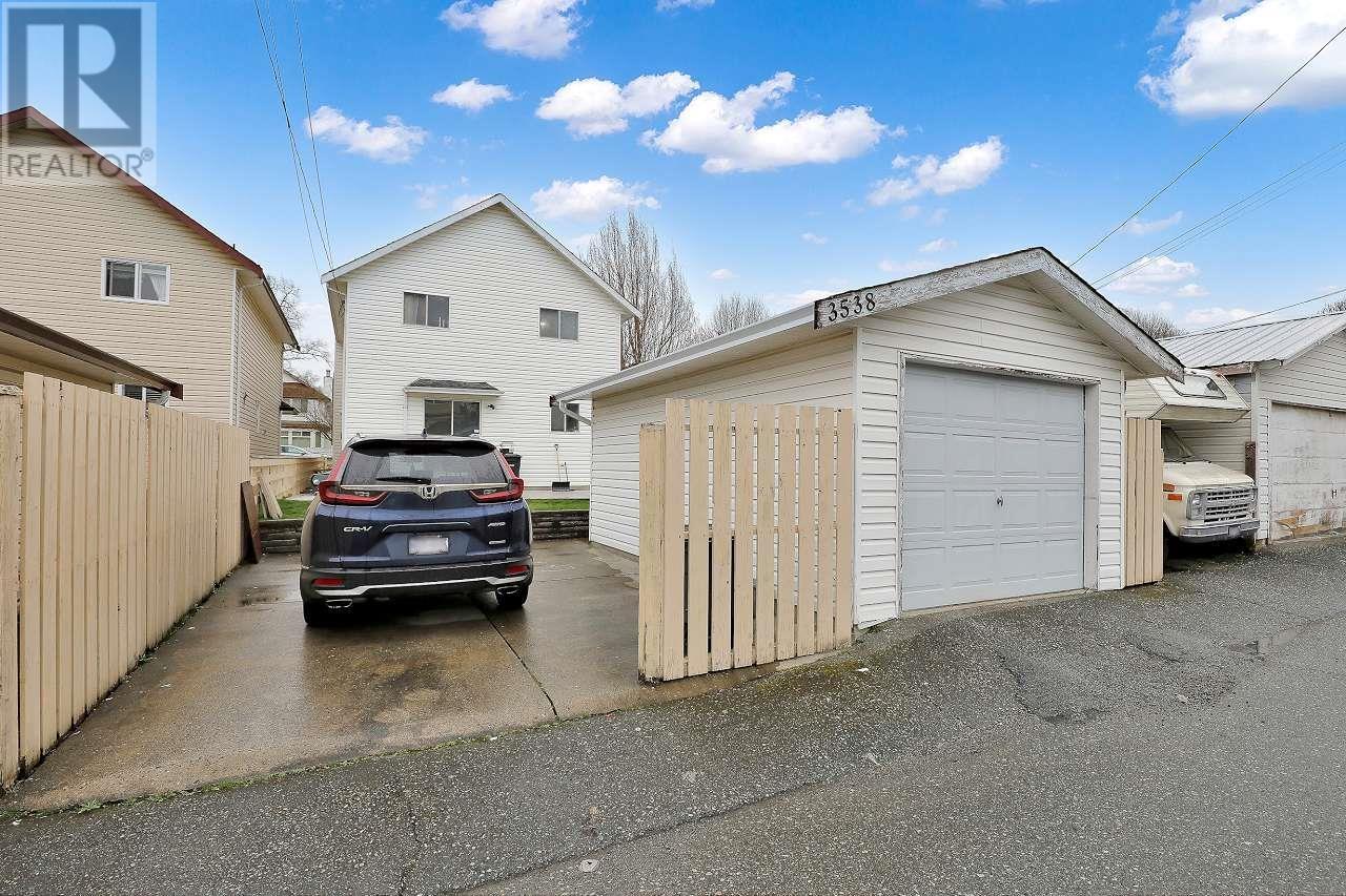 3538 Napier Street, Vancouver, British Columbia  V5K 2X7 - Photo 30 - R2979041