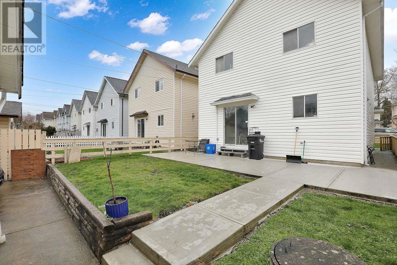 3538 Napier Street, Vancouver, British Columbia  V5K 2X7 - Photo 28 - R2979041