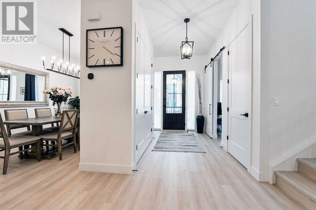 Property at 319 Normandy Drive SW image 4