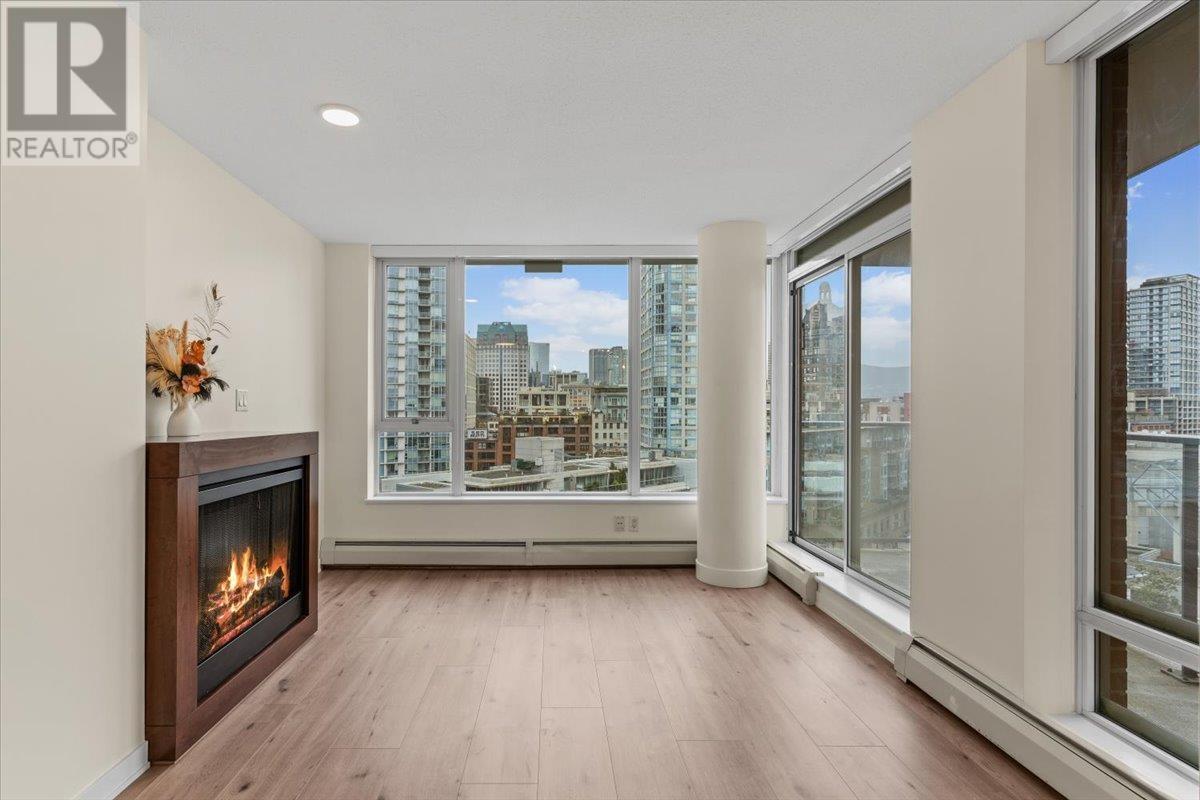 1508 688 Abbott Street, Vancouver, British Columbia  V6B 0B9 - Photo 3 - R2981072