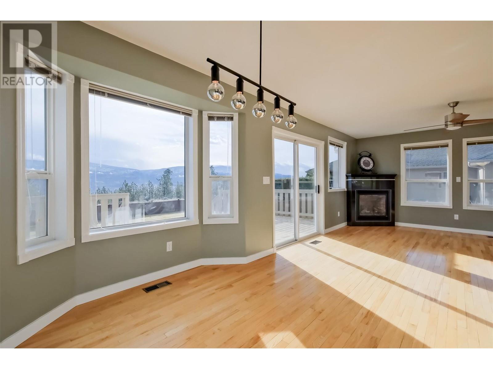 Property at 1893 Sandstone Drive image 4