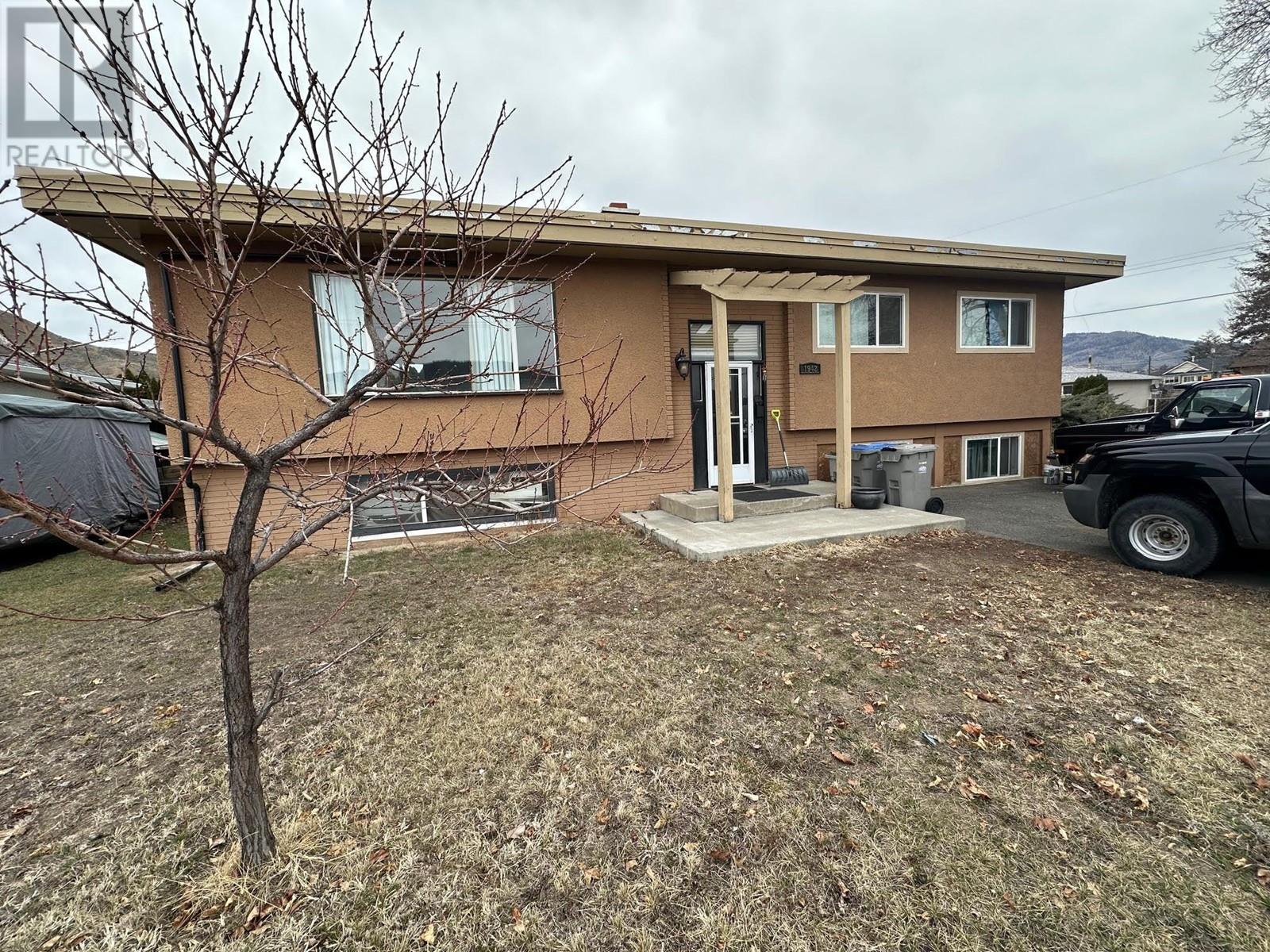 Property at 1942 FLEETWOOD Avenue image 1