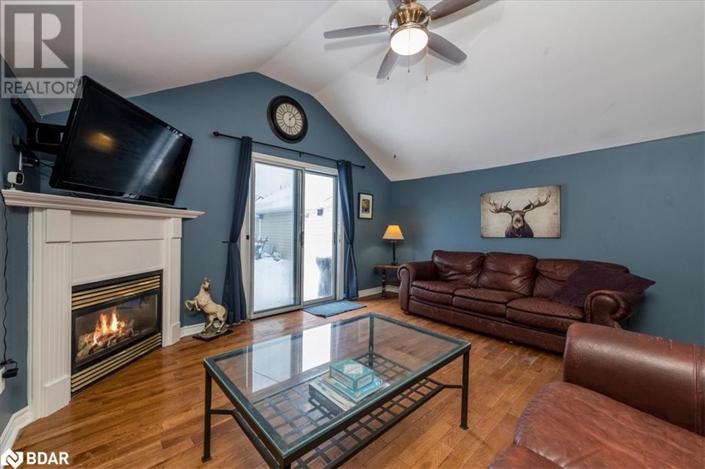 86 Henry Street, Barrie, Ontario  L4N 1C8 - Photo 4 - 40686844