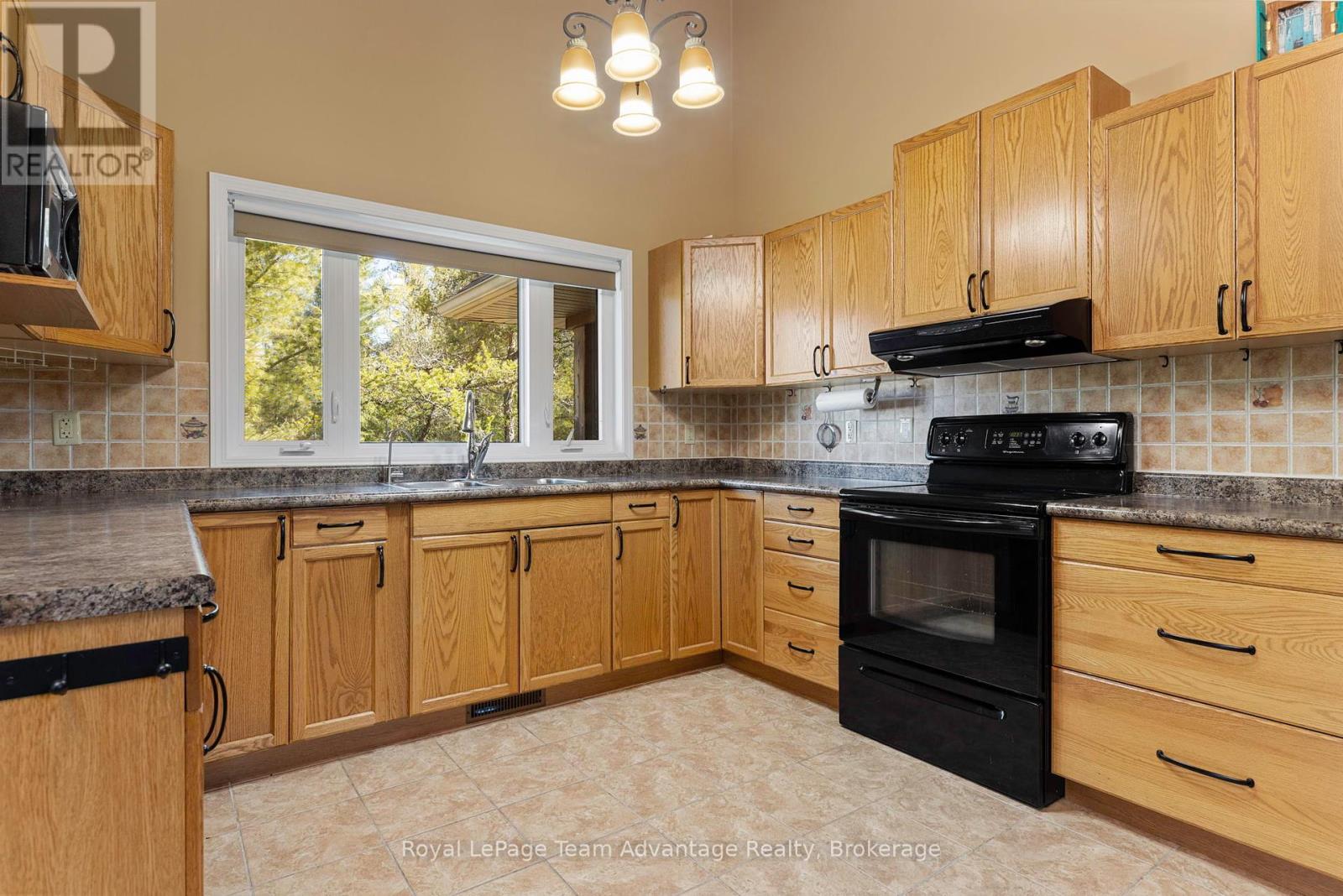 72 Richwood Drive, The Archipelago, Ontario P0G 1G0 - Photo 14 - X12038353