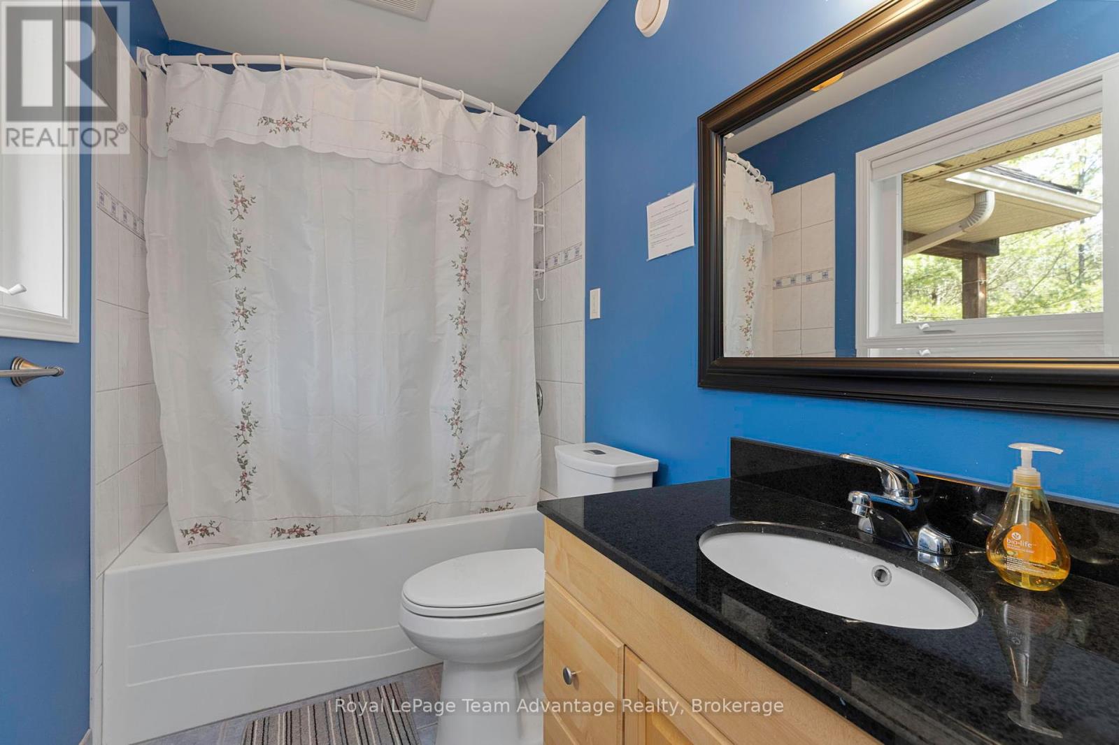 72 Richwood Drive, The Archipelago, Ontario P0G 1G0 - Photo 25 - X12038353