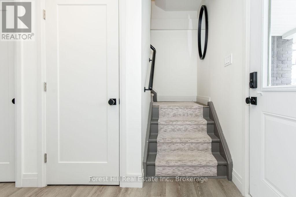 143 Collins Street, Collingwood, Ontario  L9Y 4C9 - Photo 13 - S12038379