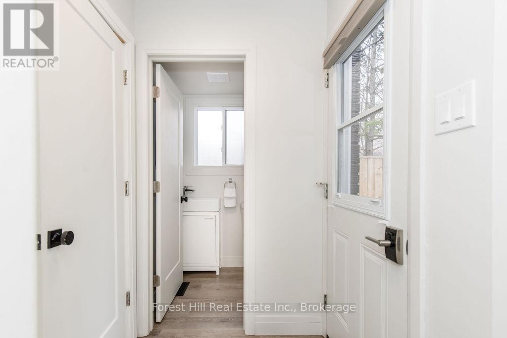 143 Collins Street, Collingwood, Ontario  L9Y 4C9 - Photo 27 - S12038379