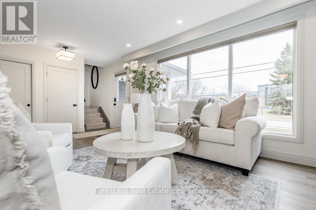 143 Collins Street, Collingwood, Ontario  L9Y 4C9 - Photo 6 - S12038379